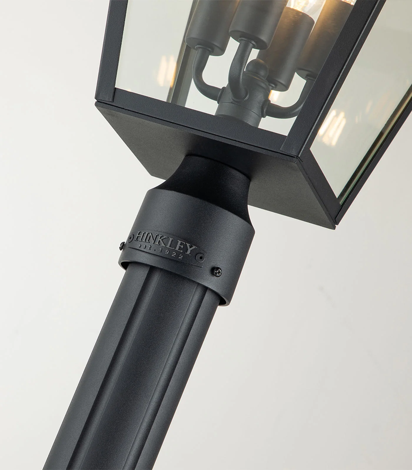 Alford Place 4lt Pole Light - Image 4