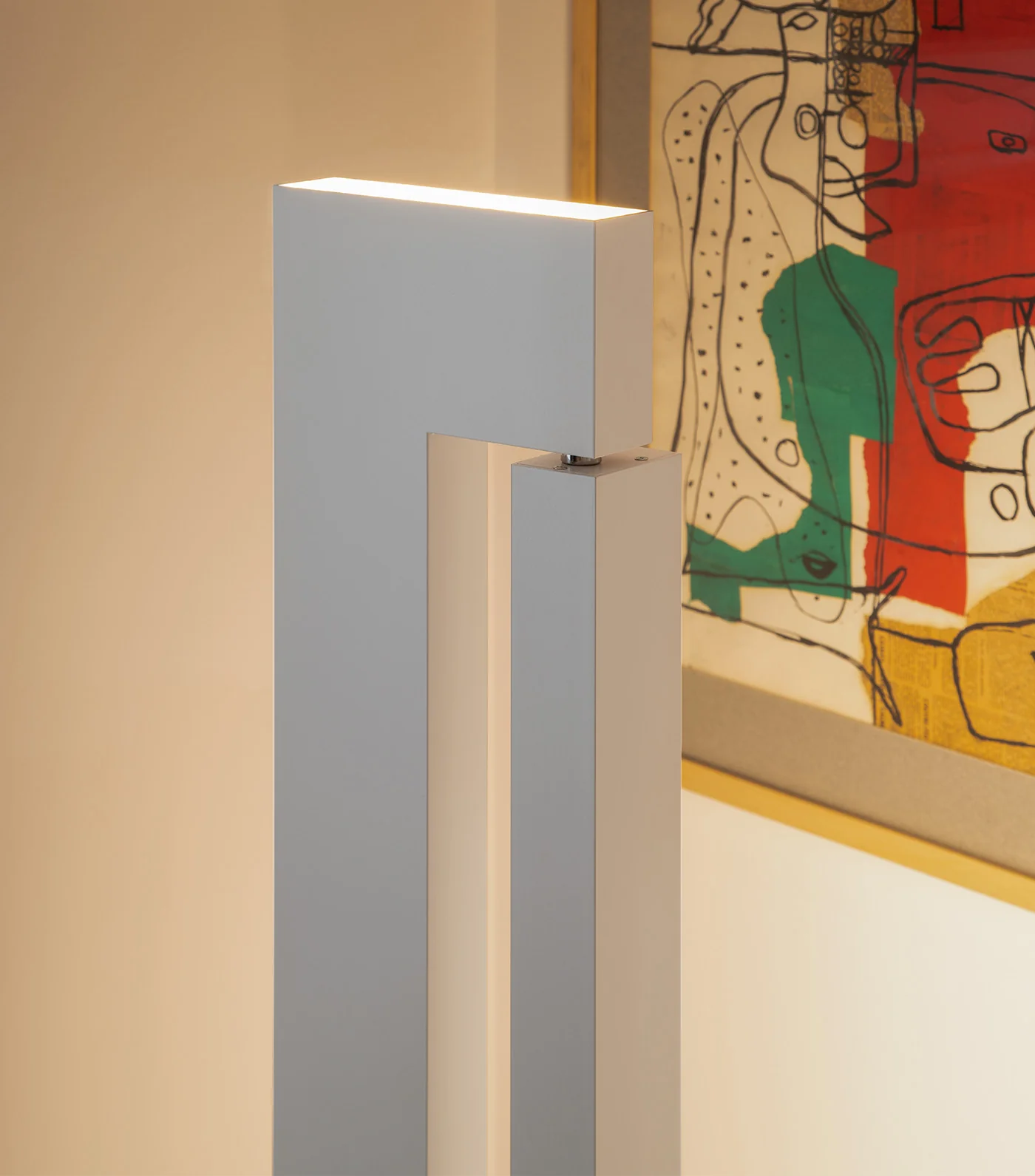 Ara Floor Lamp - Image 10