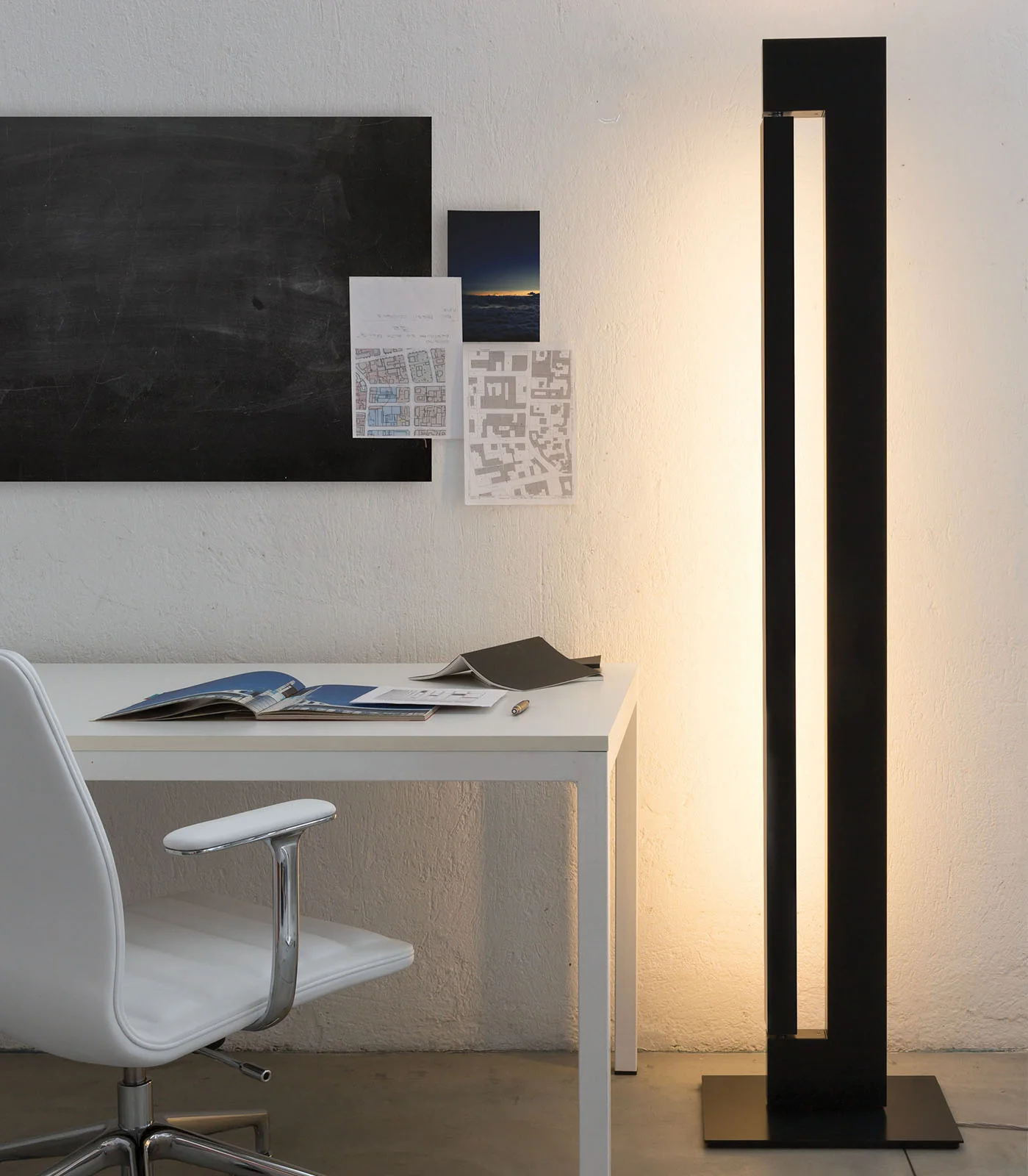 Ara Floor Lamp - Image 6