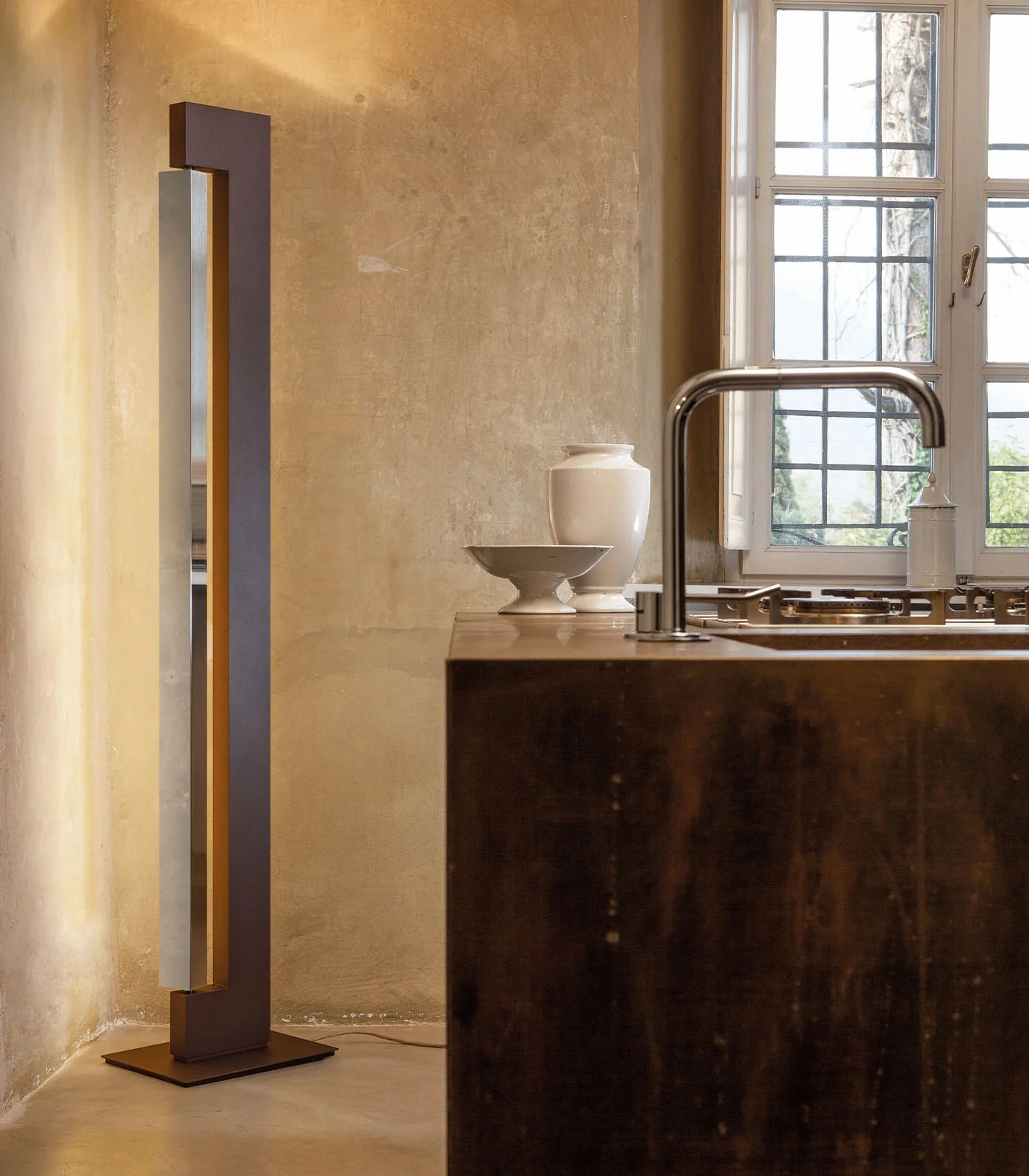 Ara Floor Lamp - Image 7