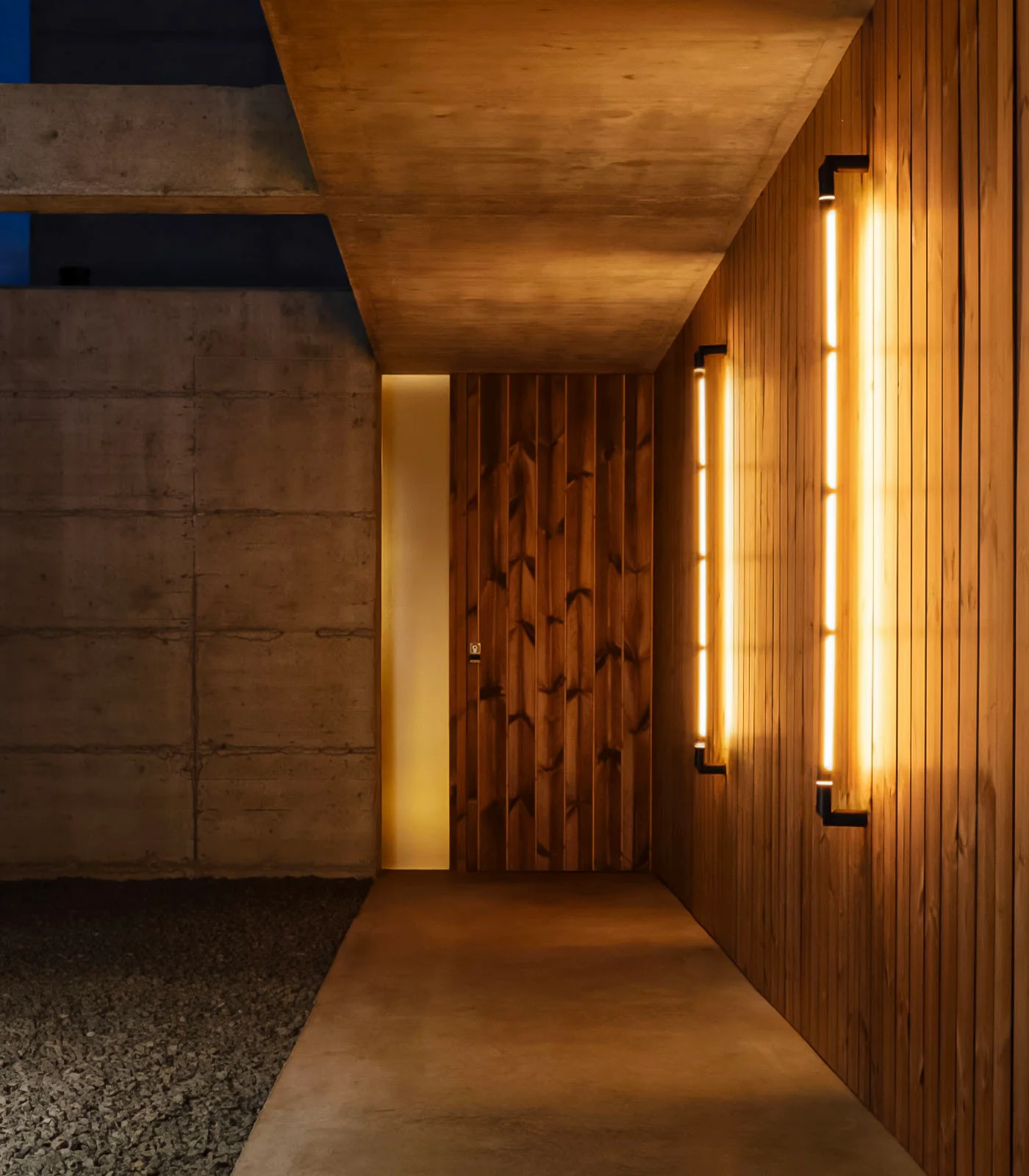 Arco Wall Light - Image 4