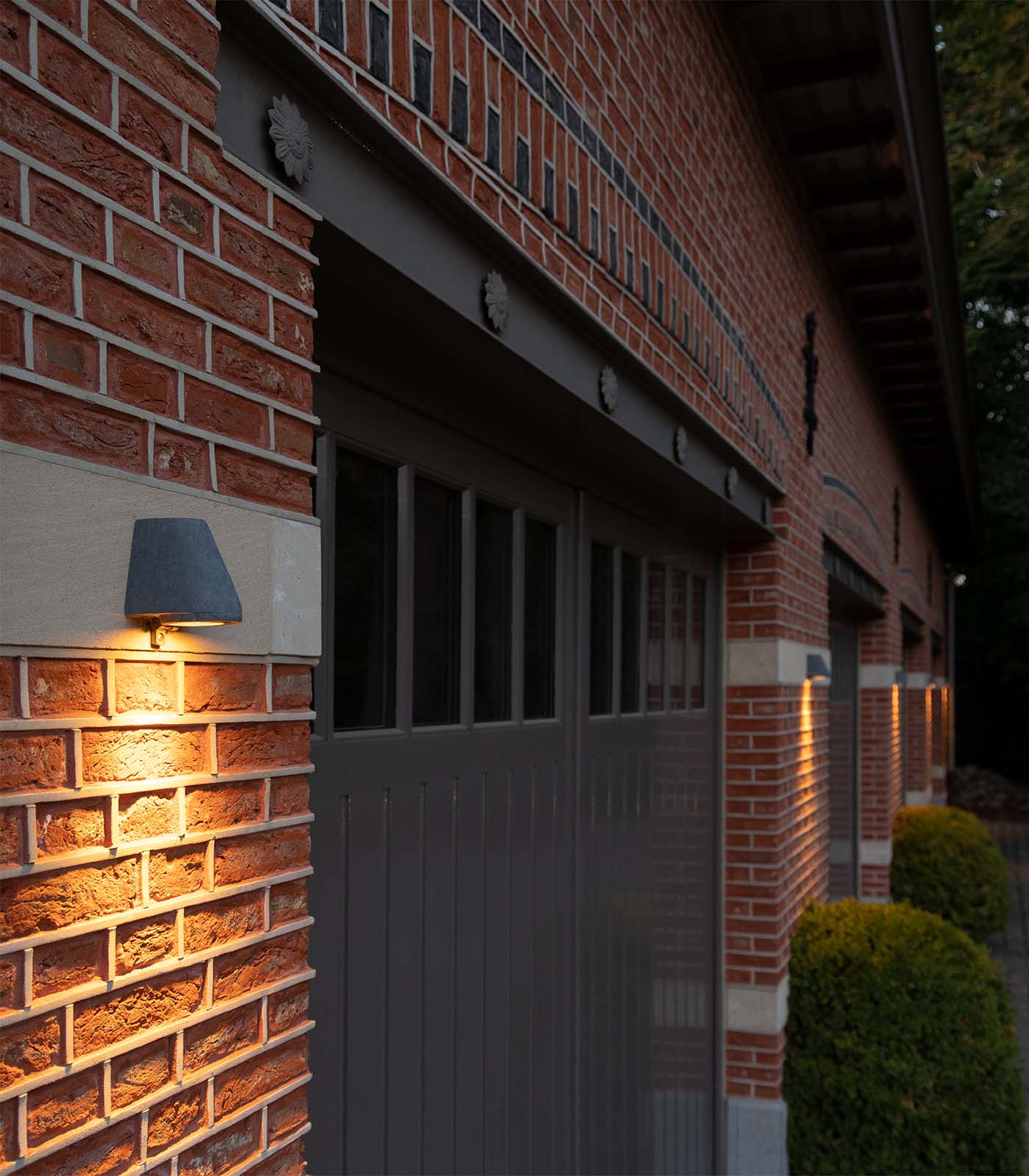 Beamy Wall Light