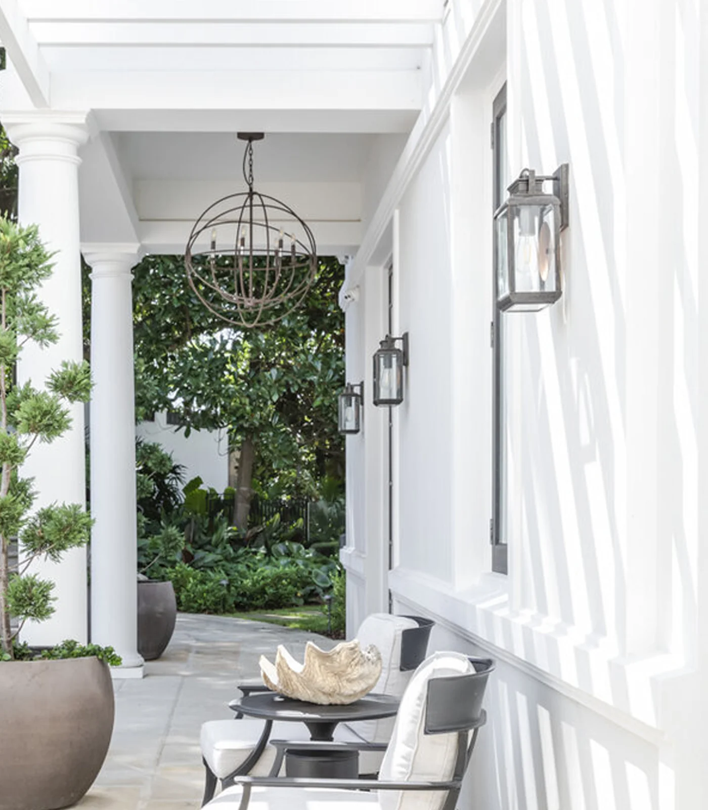 Byron Wall Light