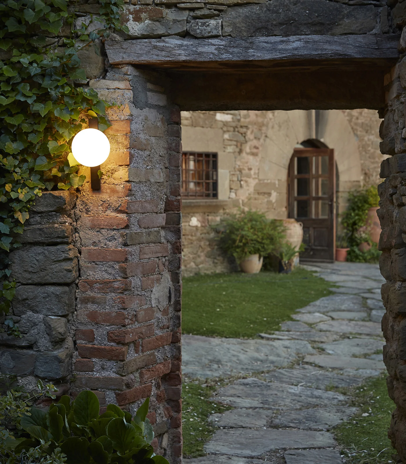 Circ Outdoor Wall Light - Image 2