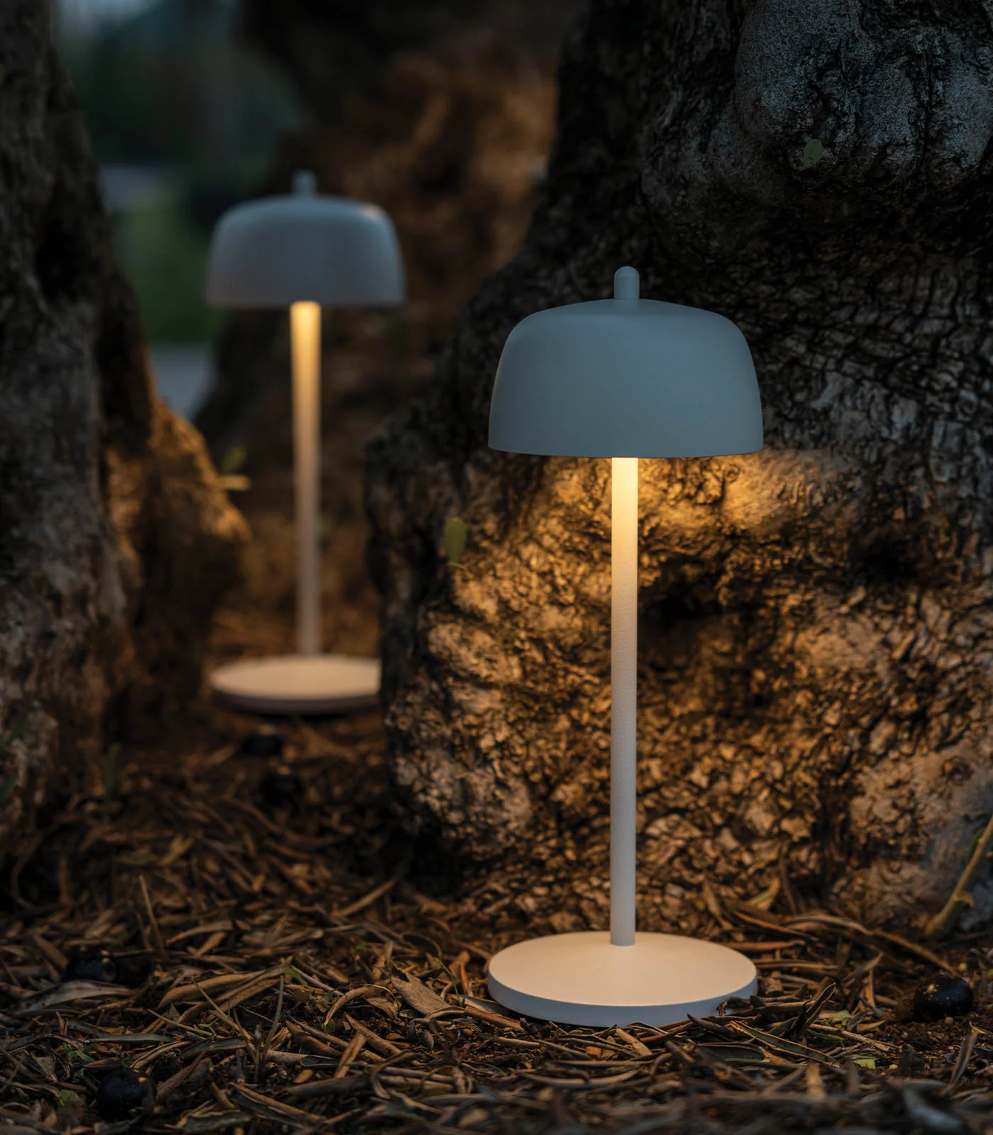 Circe Table Lamp - Image 3