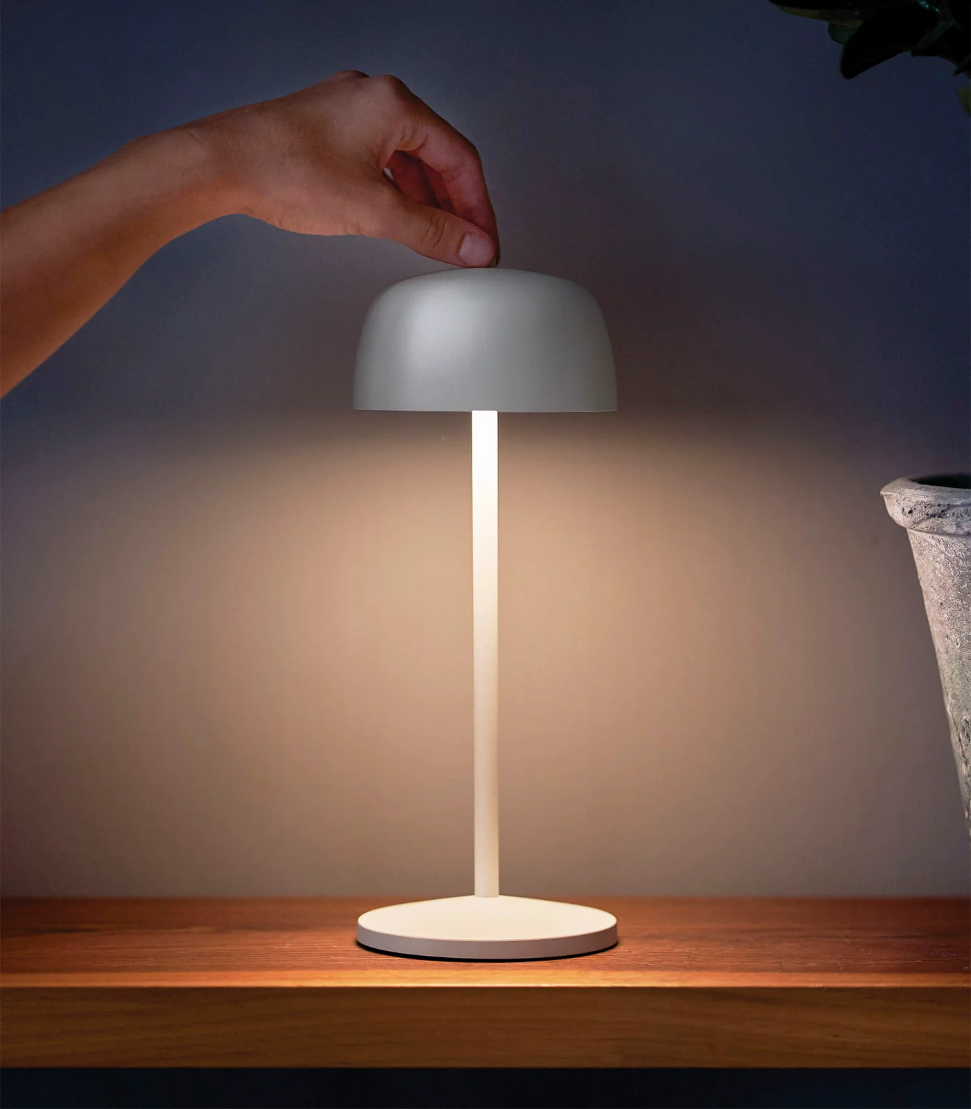 Circe Table Lamp - Image 4