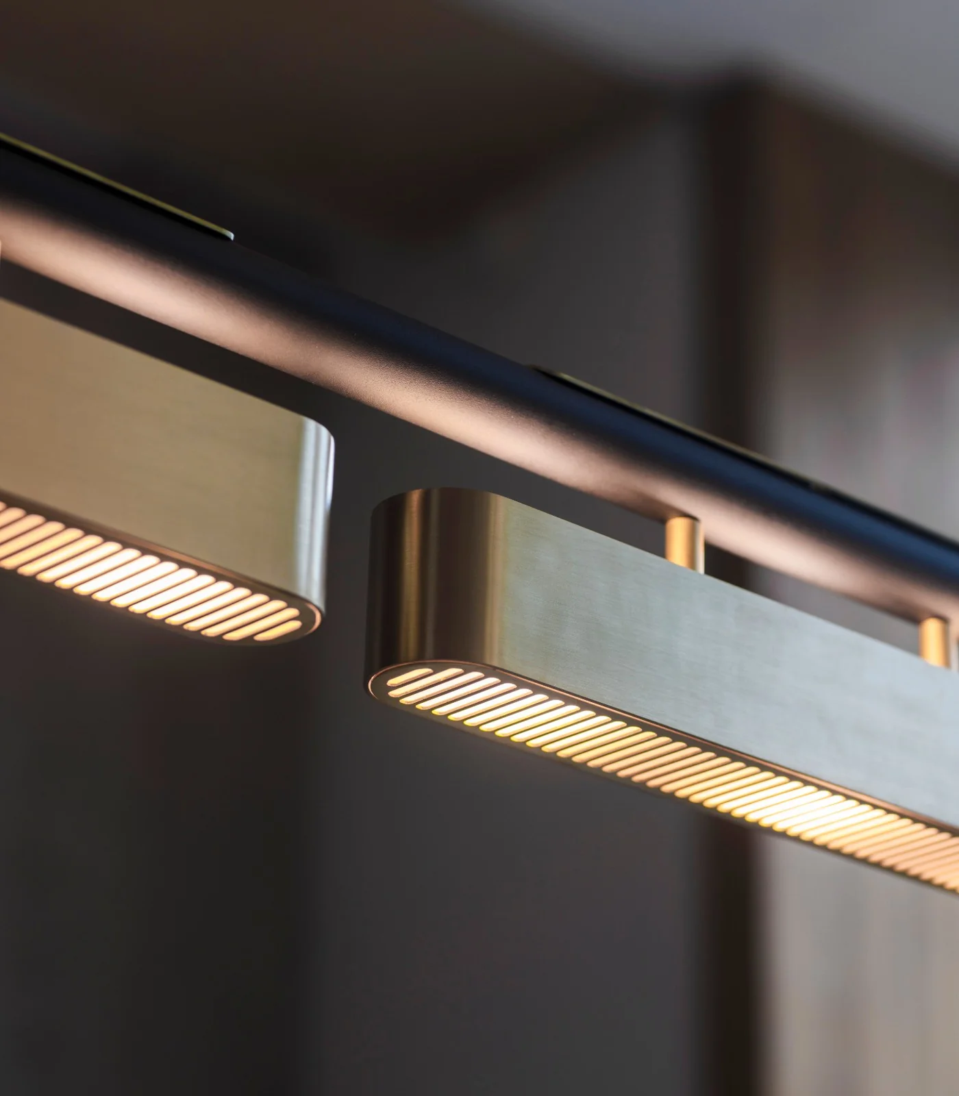 Colt Linear 5lt Pendant Light - Image 3