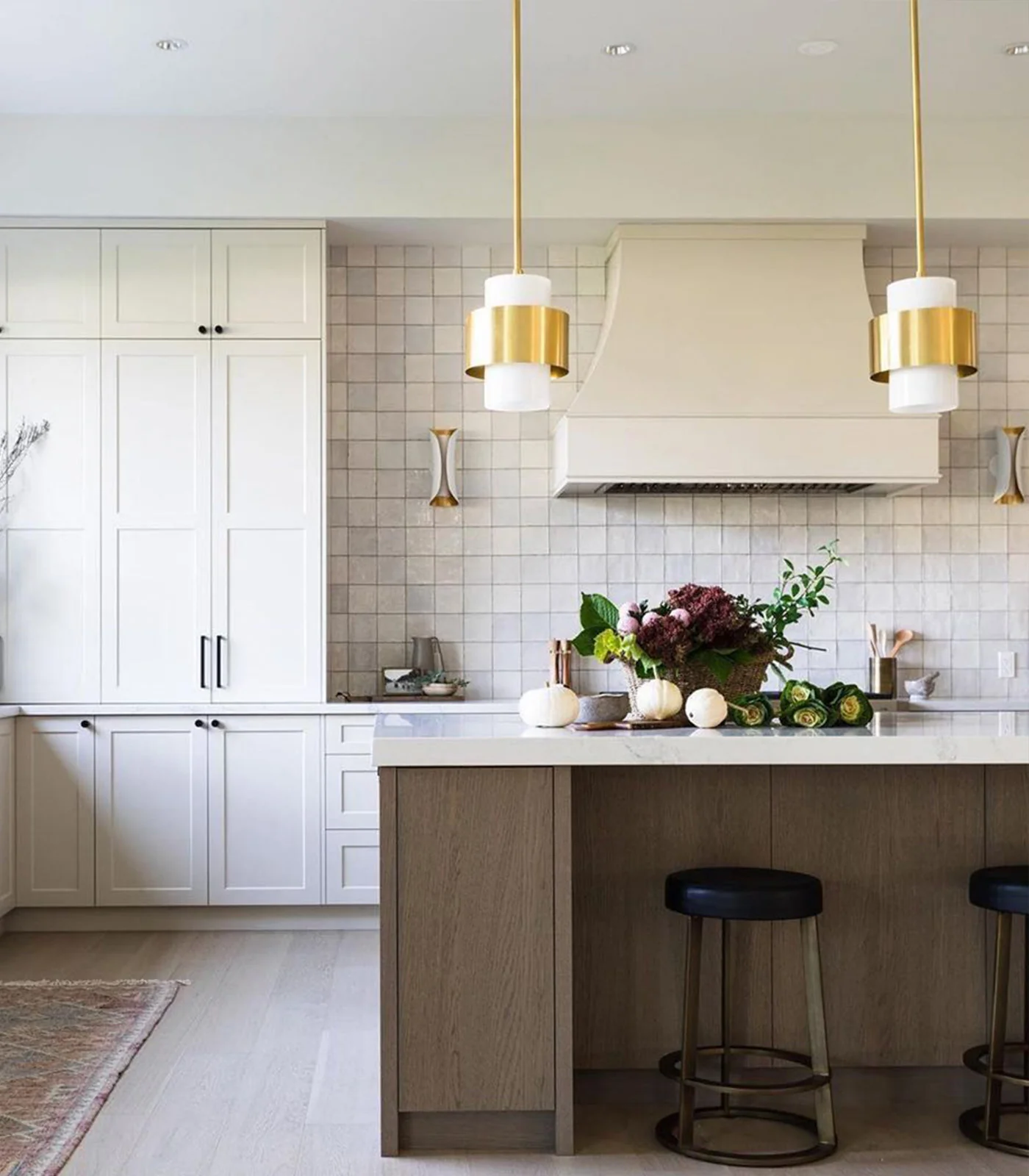 Corinth Pendant Light
