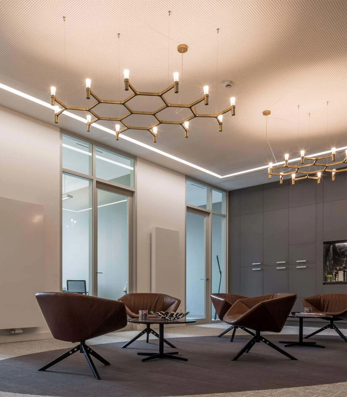 Crown Plana Pendant Light - Image 3