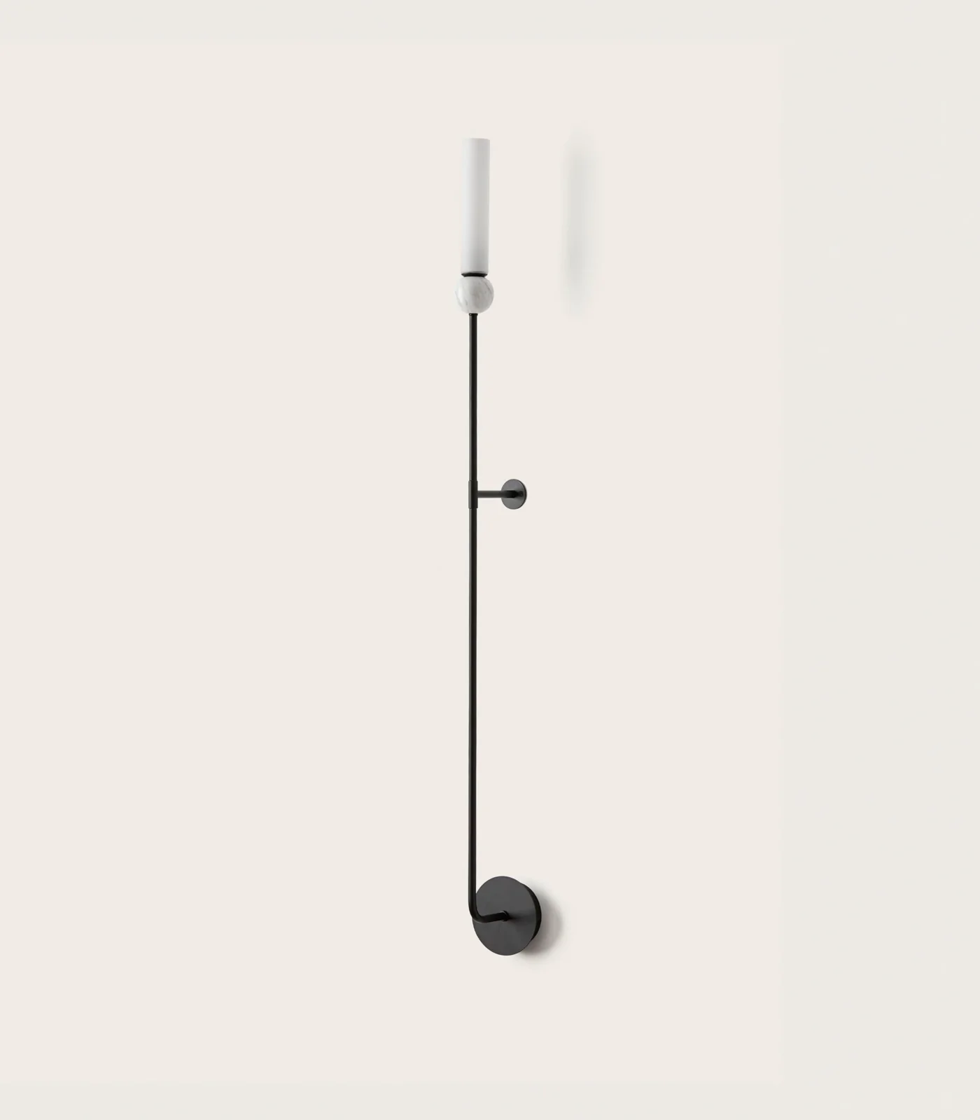 Delie Large Wall Light - Image 4