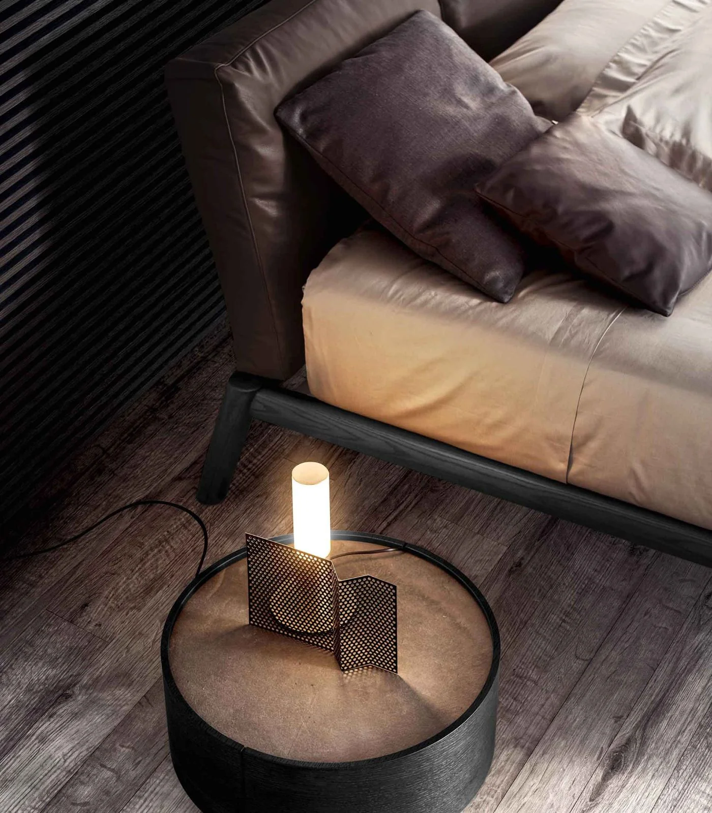 Etoile Table Lamp - Image 3