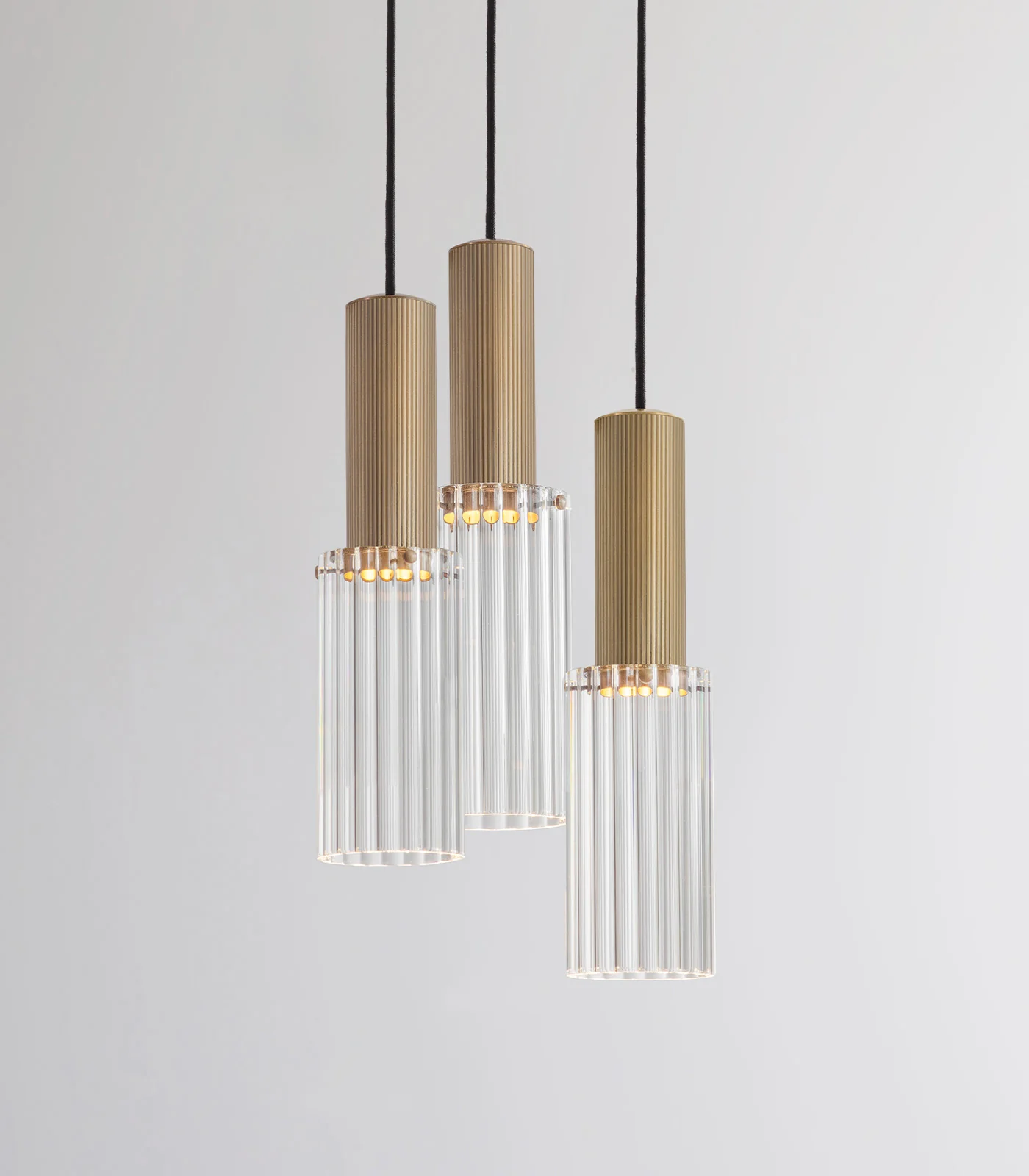 Flume Large 3lt Pendant Light - Image 8