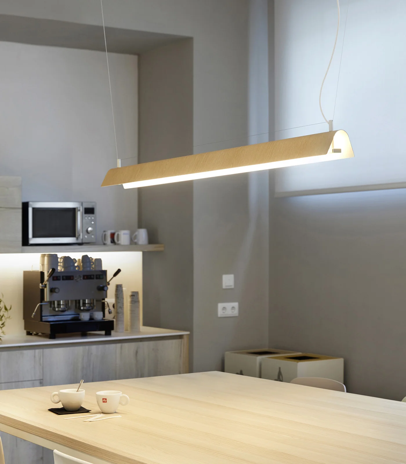 Gada Pendant Light - Image 2