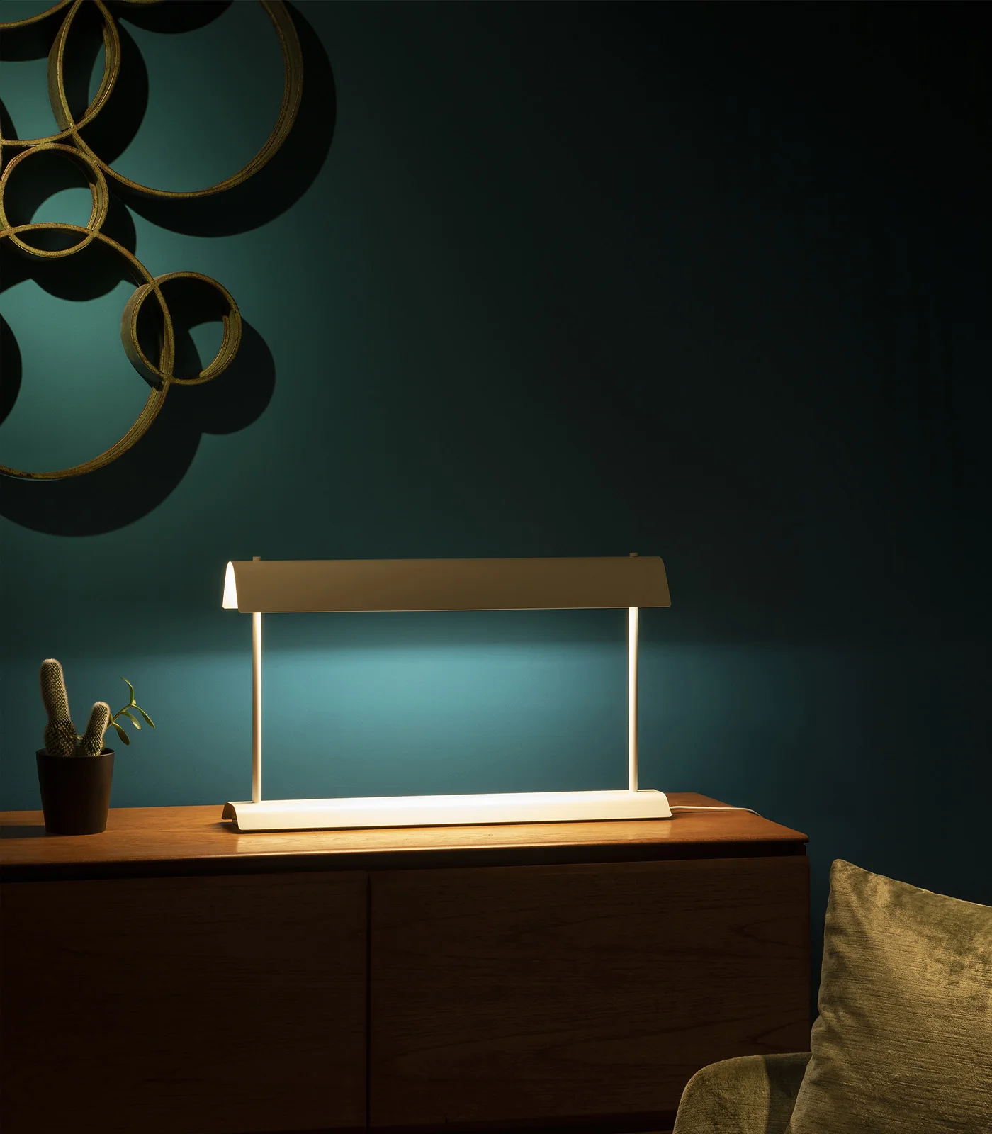 Gada Table Lamp - Image 5