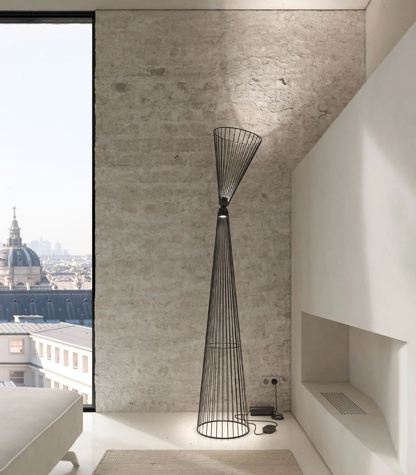 Ikonika Floor Lamp