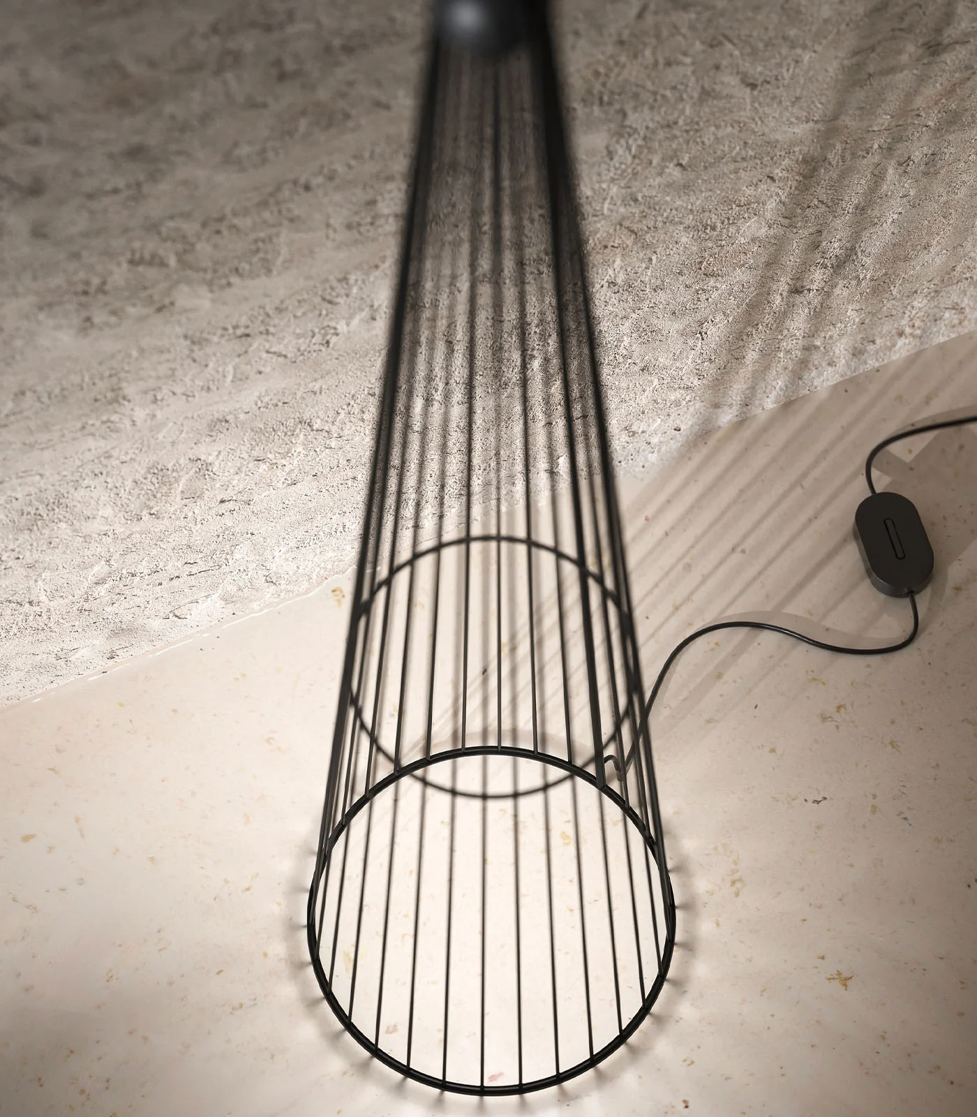 Ikonika Floor Lamp - Image 4