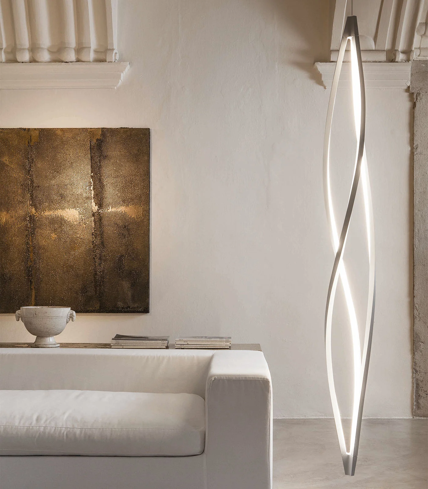 In The Wind Vertical Pendant Light - Image 3