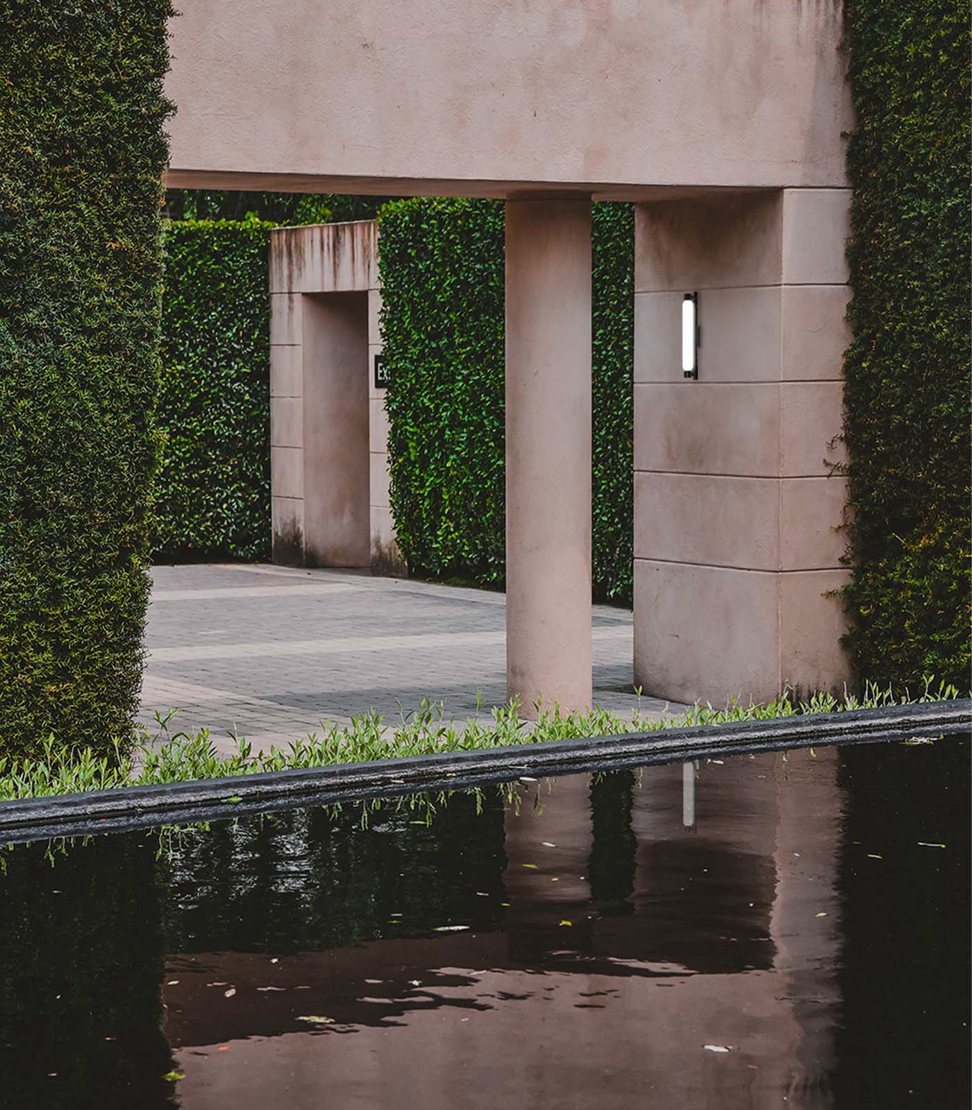 La Roche Outdoor Wall Light