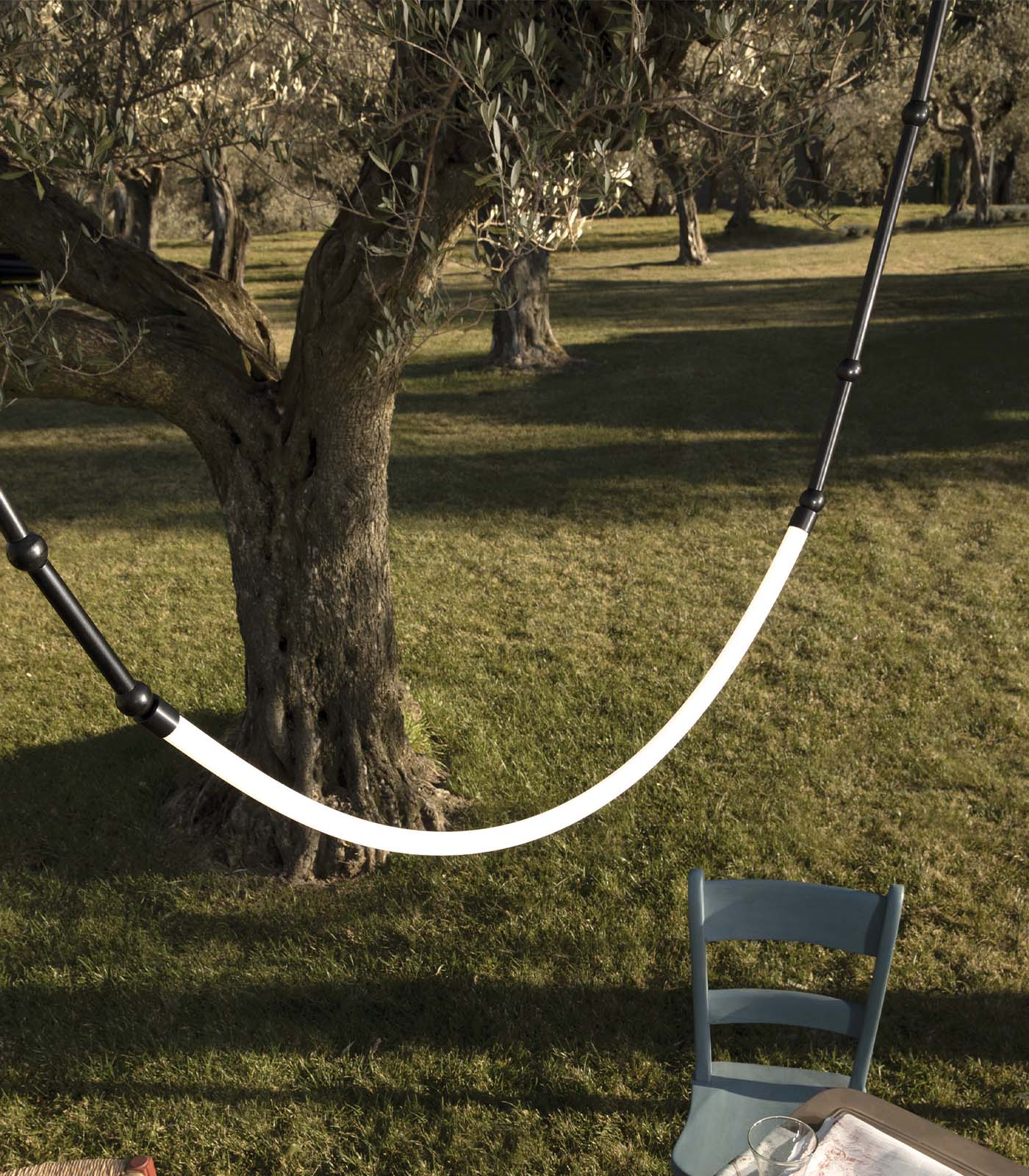 Leda Outdoor Curve Pendant Light - Image 2