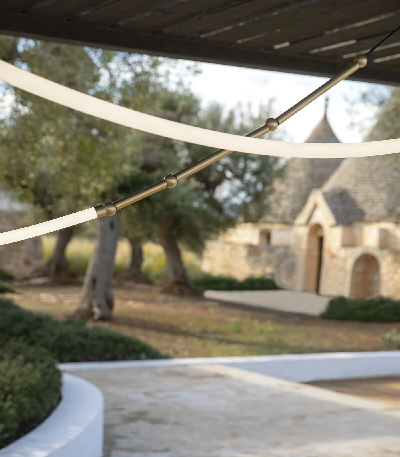 Leda Outdoor Curve Pendant Light - Image 6