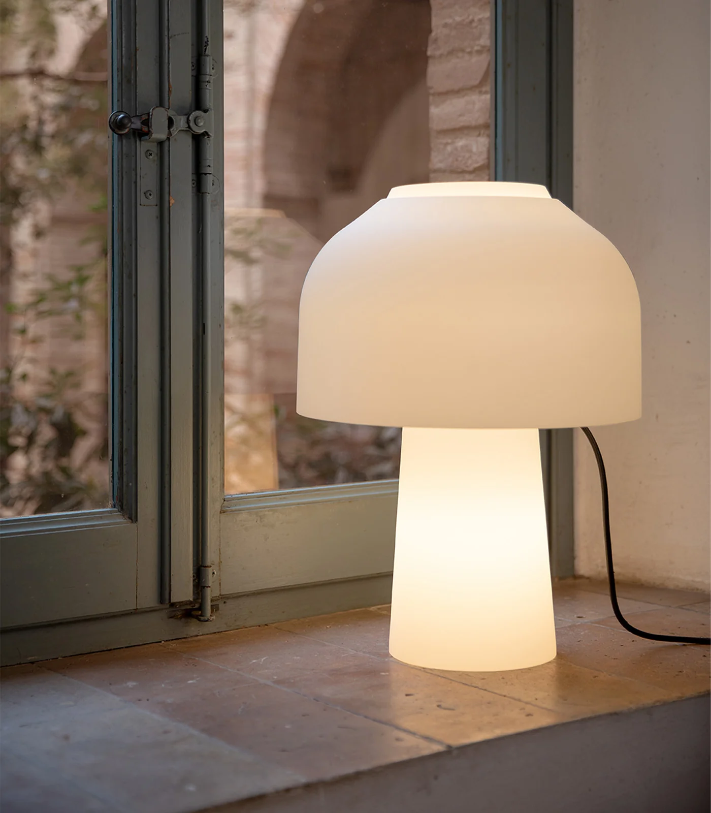 Lilly Table Lamp - Image 10
