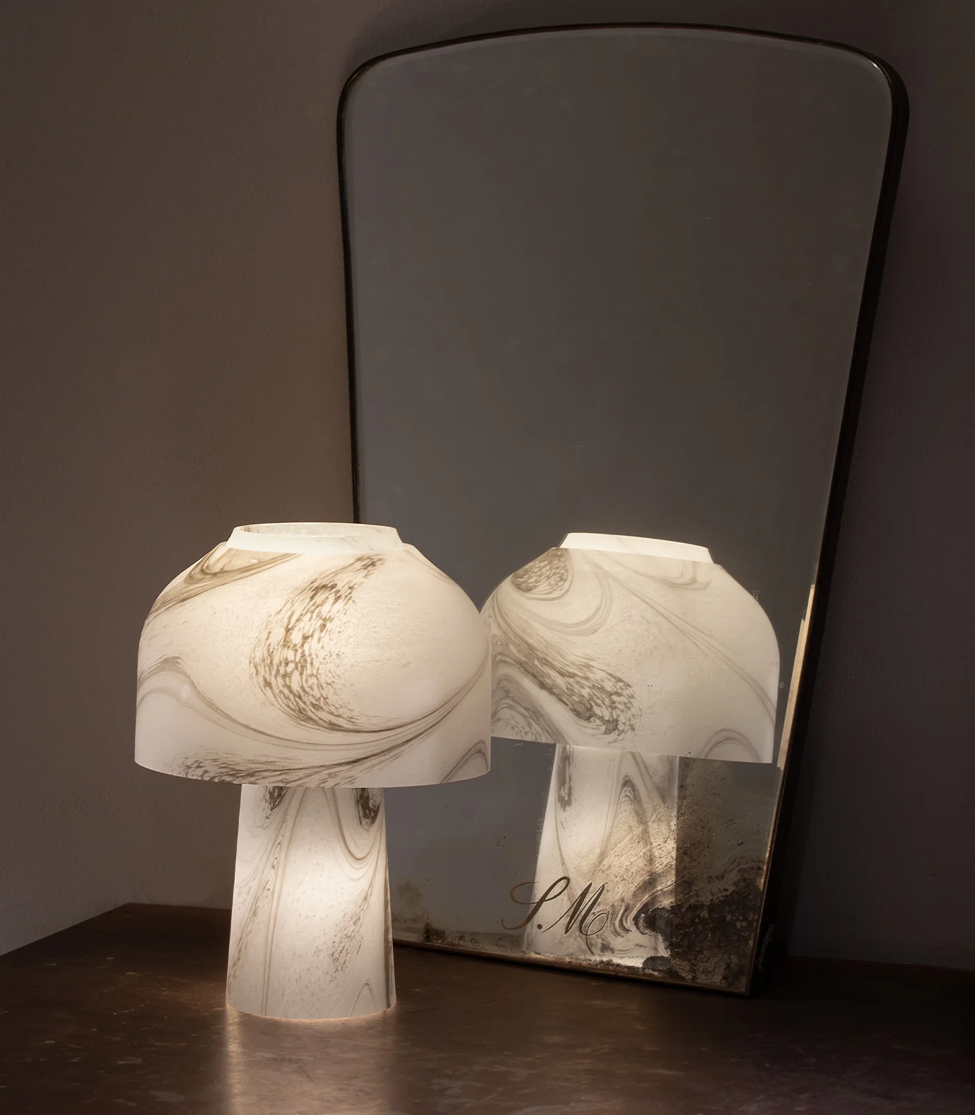 Lilly Table Lamp - Image 3