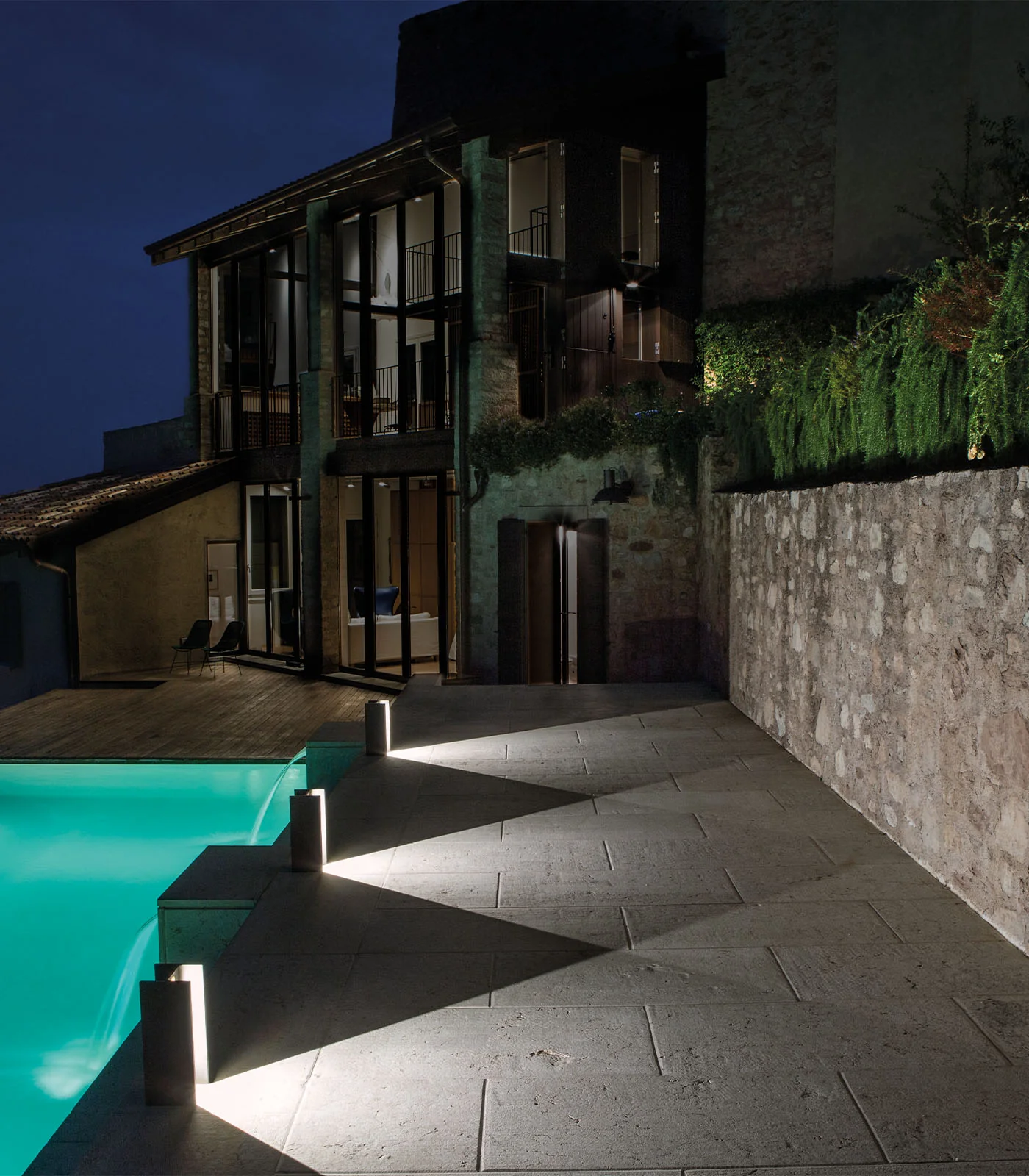 Mais Plus Outdoor Table Lamp - Image 2