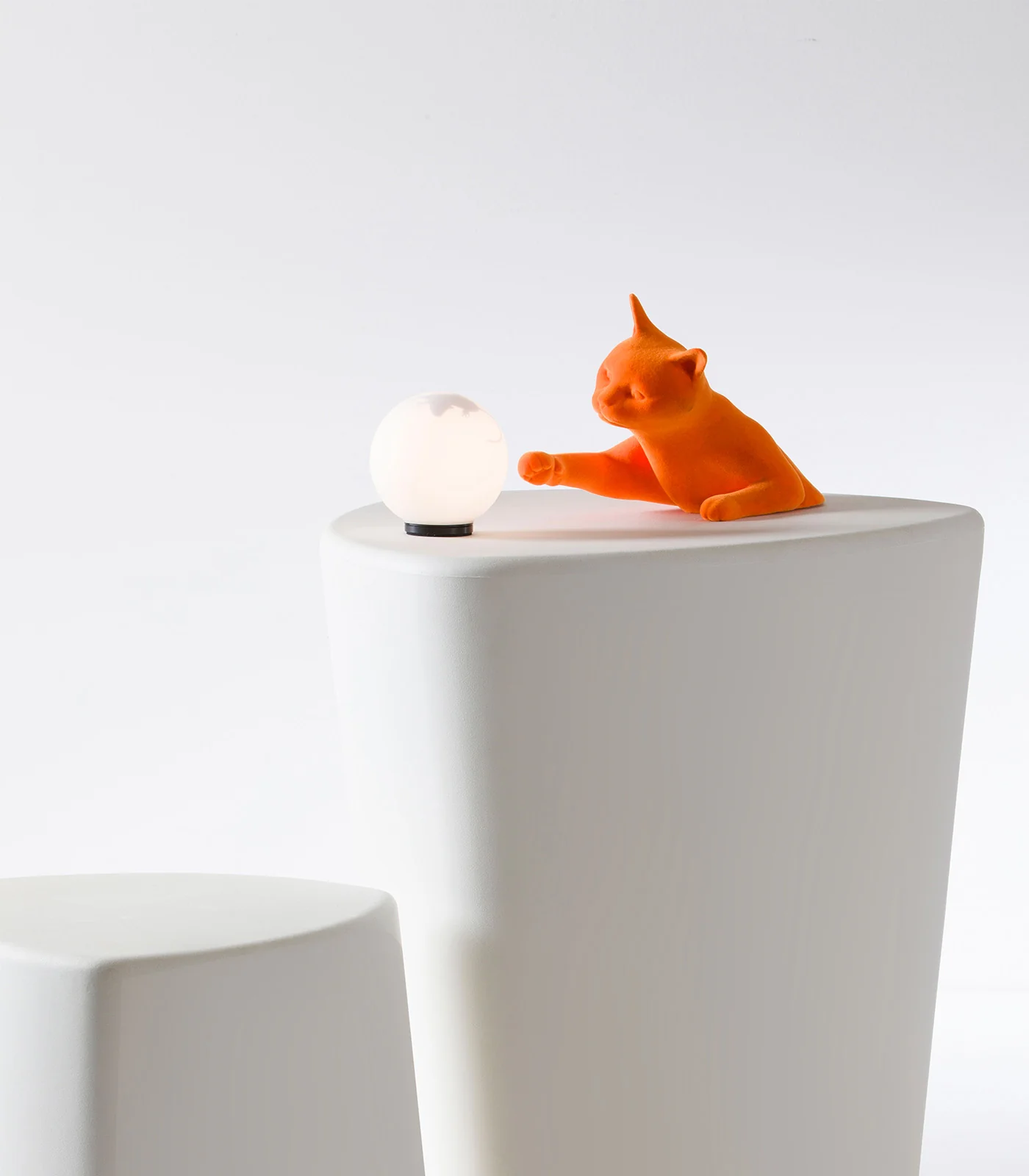 Maoo Table Lamp - Image 5