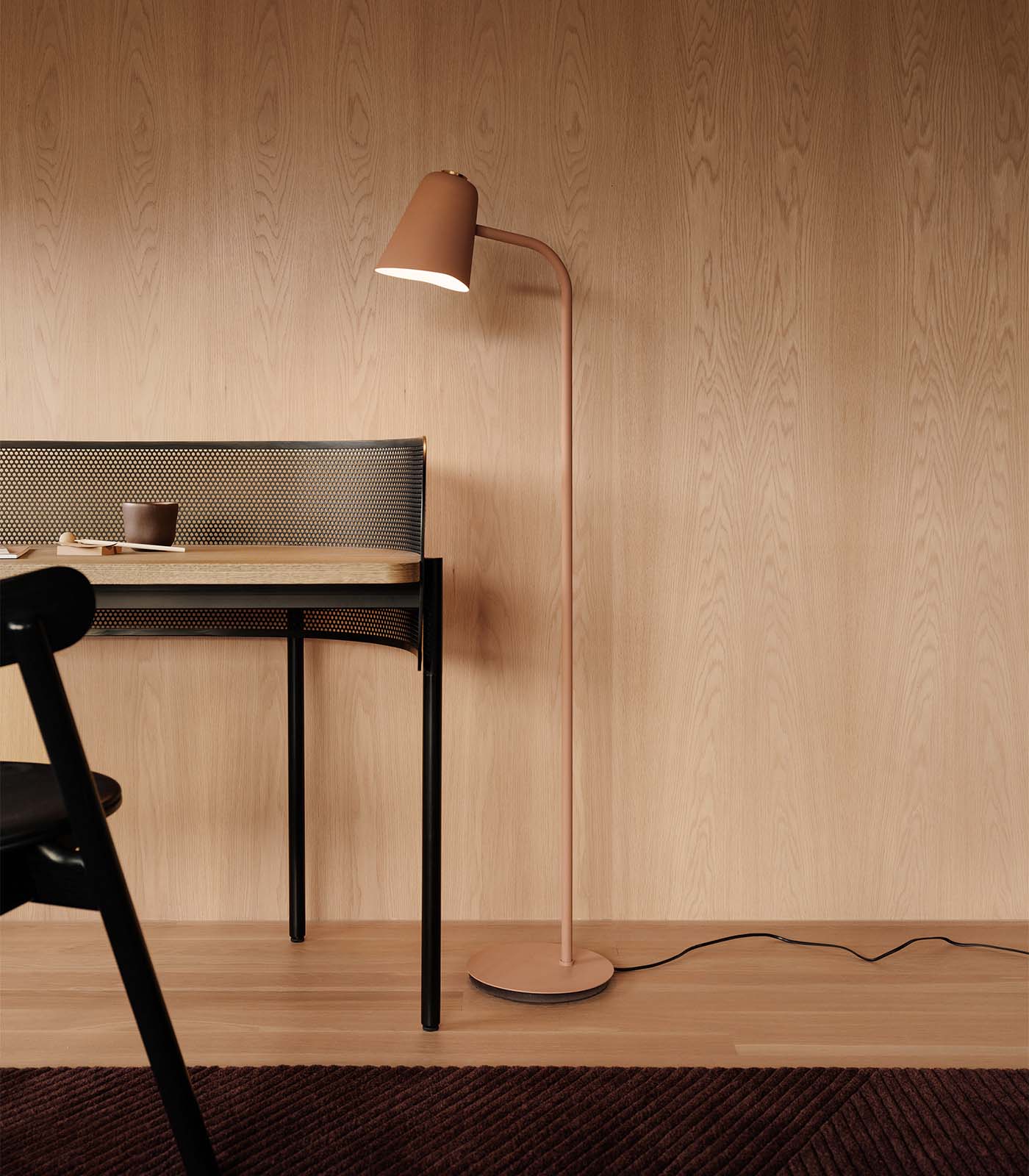 Me Floor Lamp - Image 7