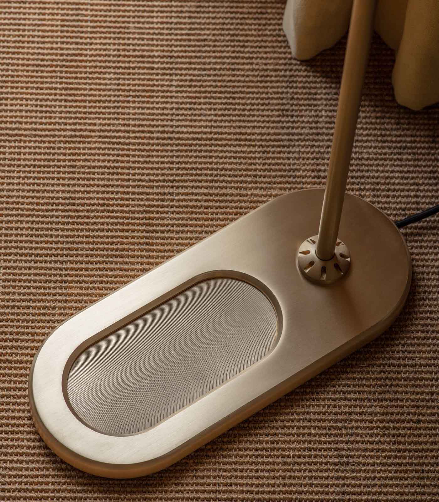 Occulo Floor Lamp - Image 4