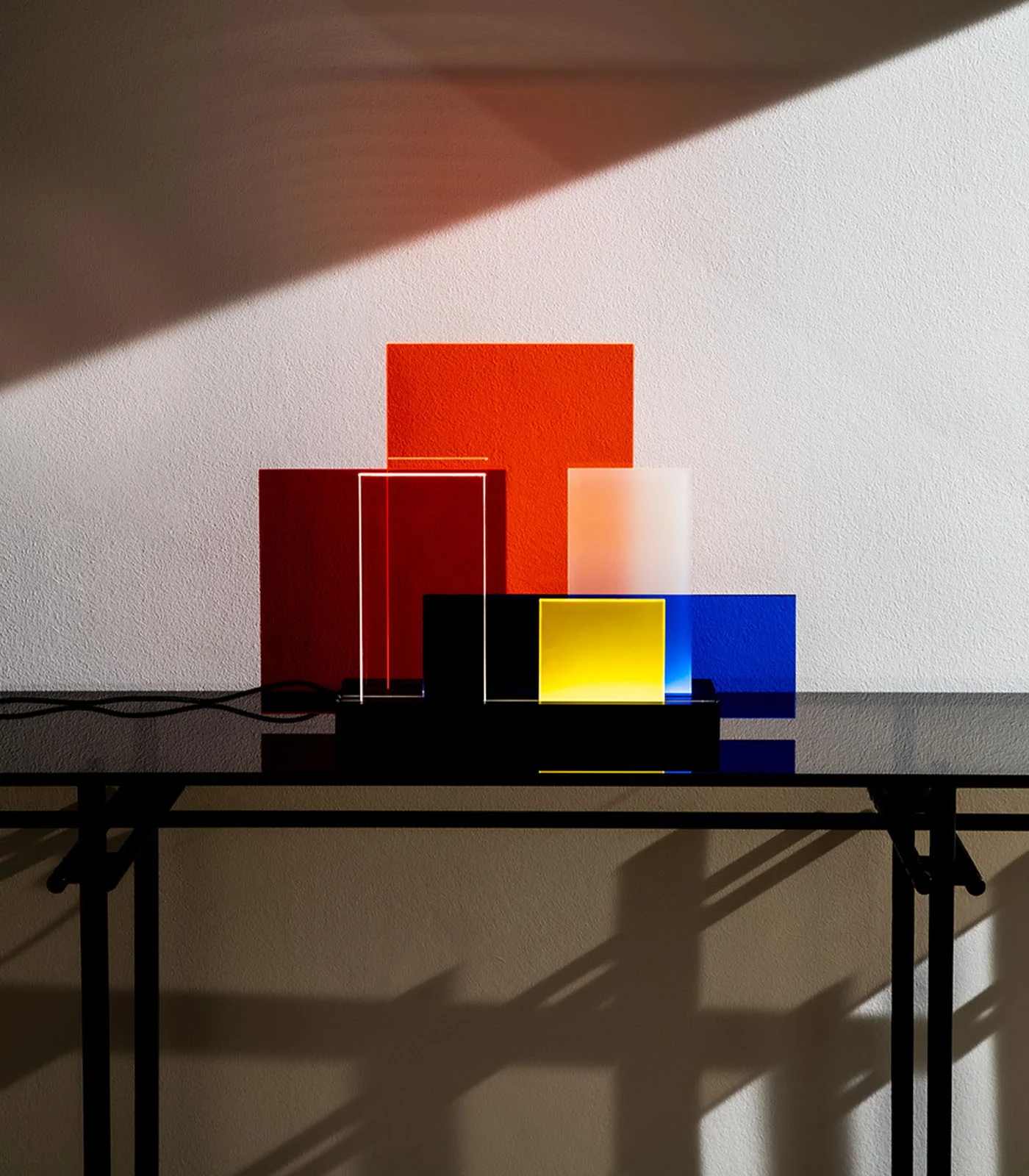 On Lines Table Lamp