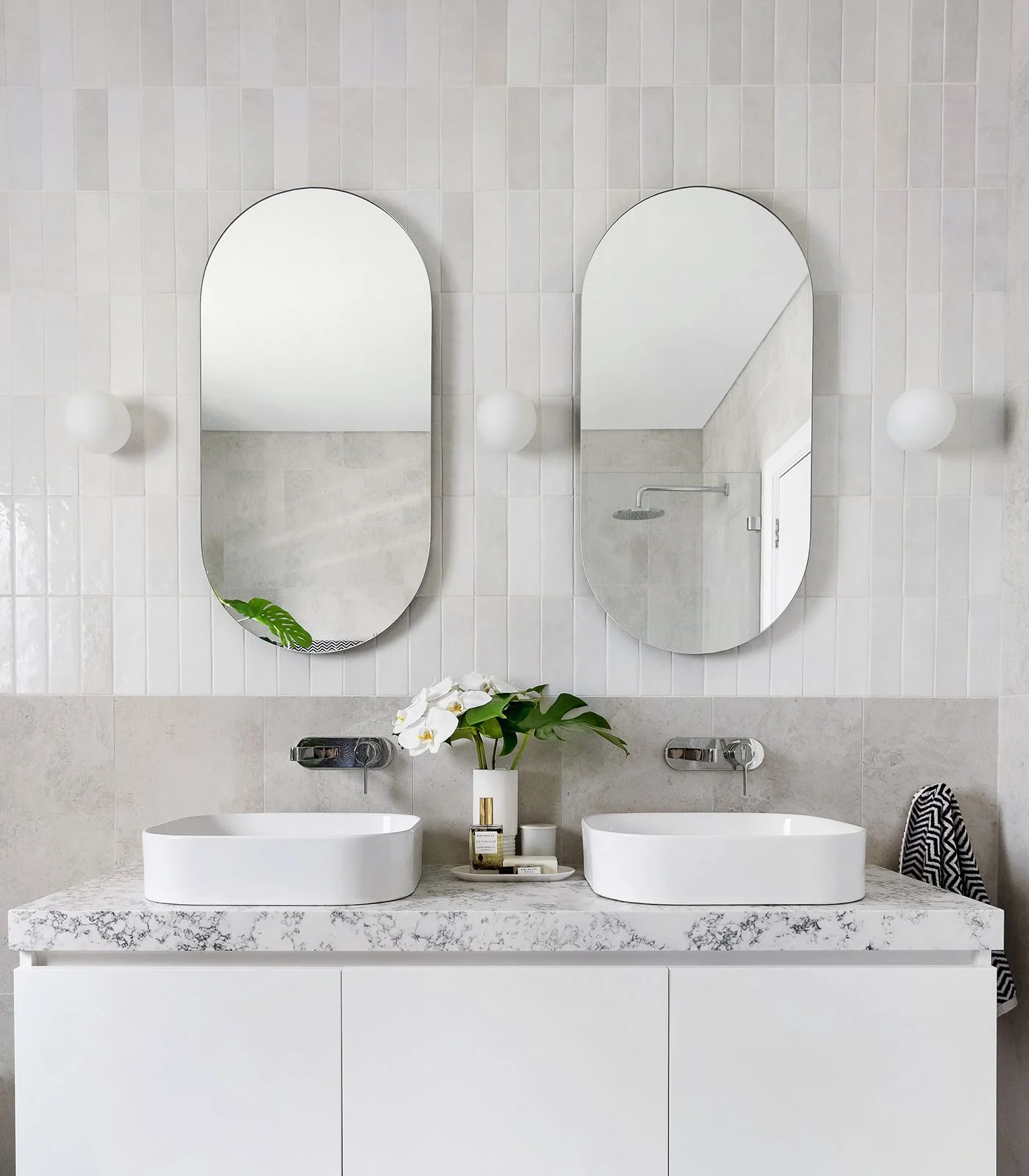 Orb Mirror Wall Light - Image 5