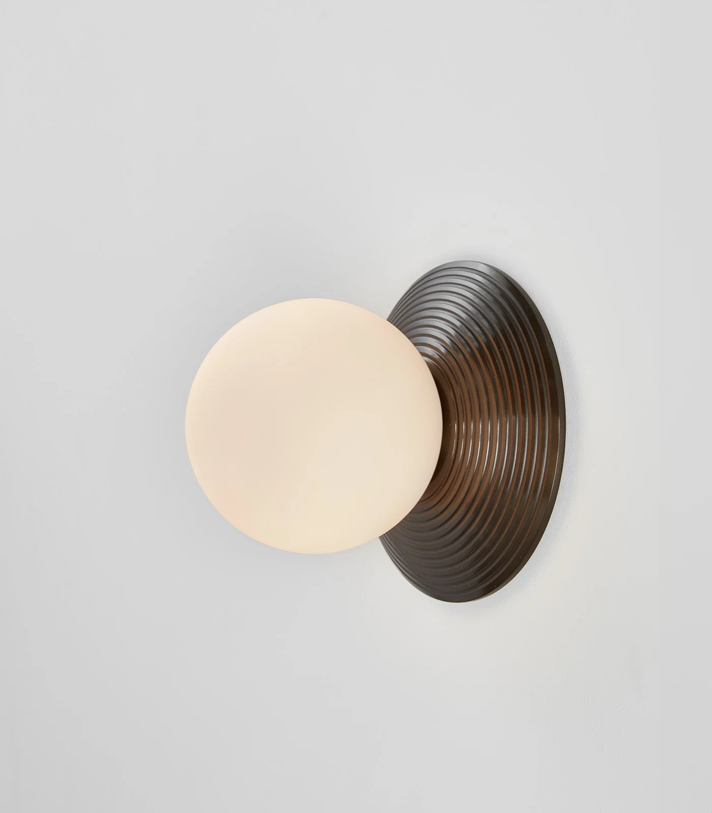 Orbit Brass Wall Light - Image 3