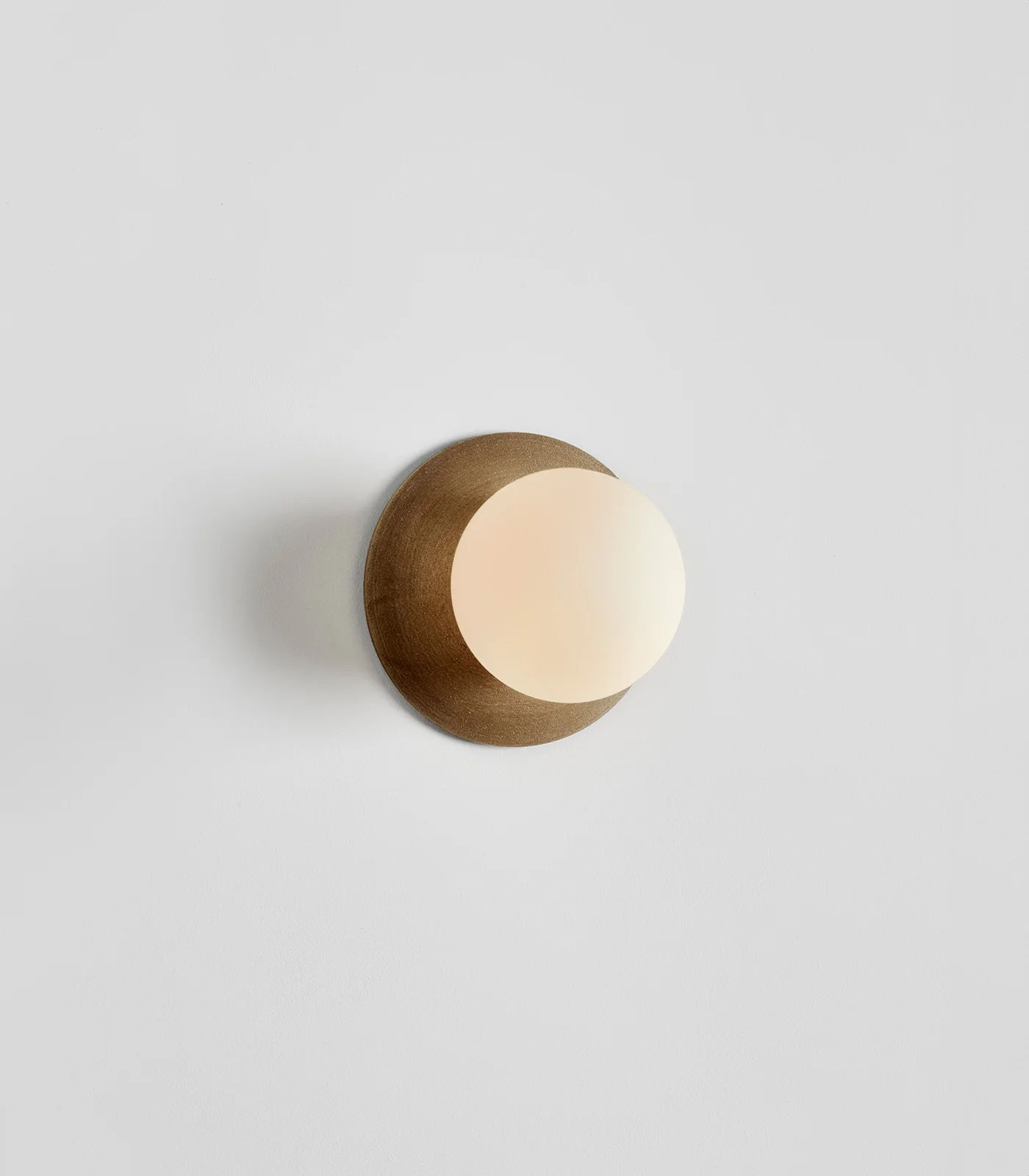 Orbit Brass Wall Light - Image 5