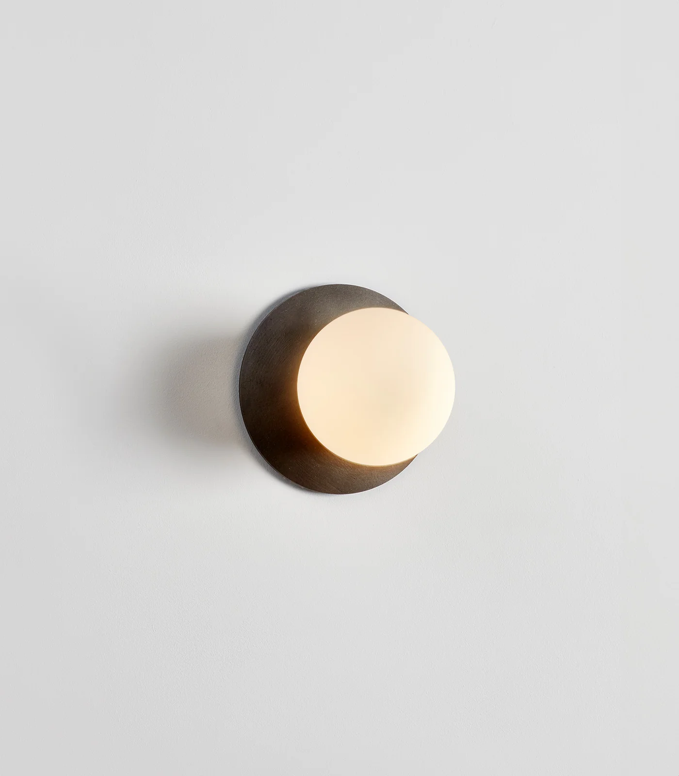 Orbit Brass Wall Light - Image 6