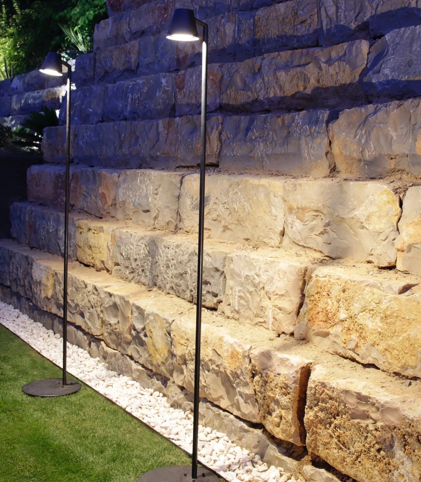 Parker Flood Floor Light - Image 3