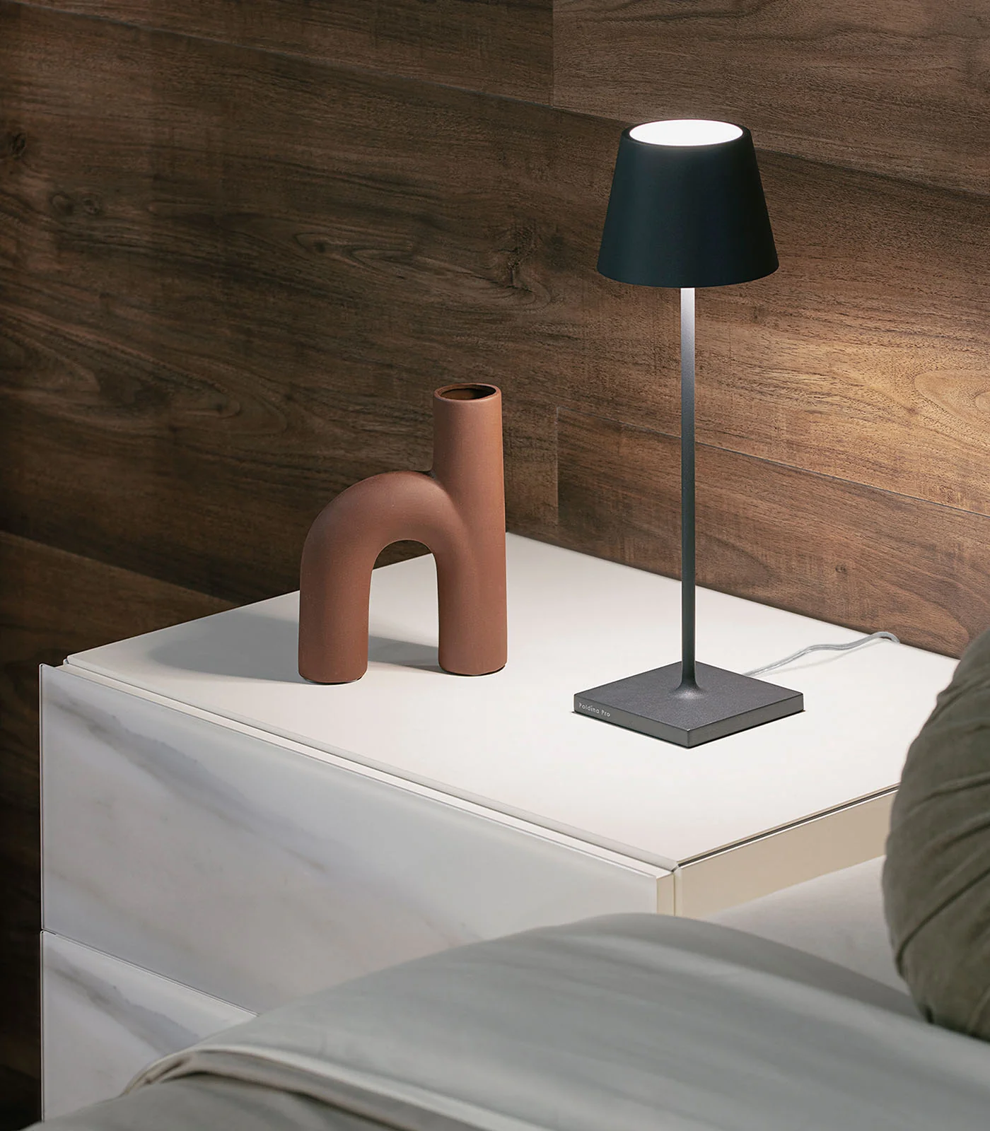 Poldina 230V Table Lamp - Image 5