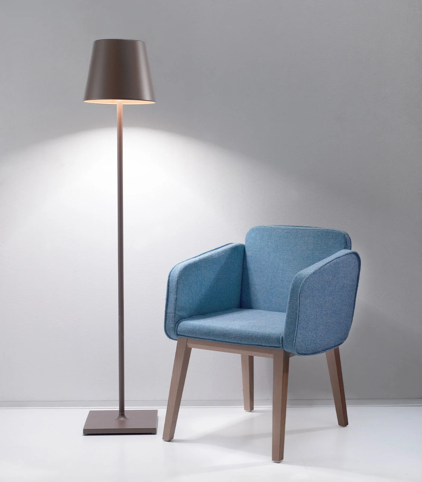 Poldina XXL Floor Lamp - Image 2