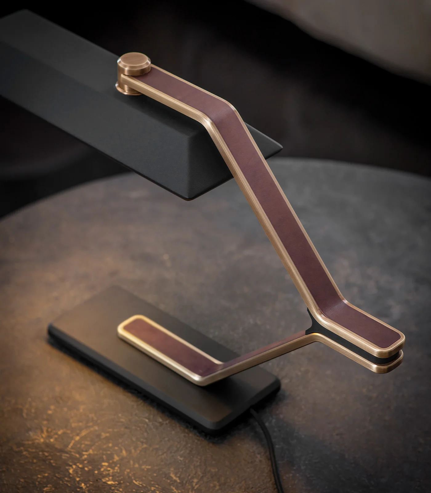 Rinato Table Lamp - Image 4