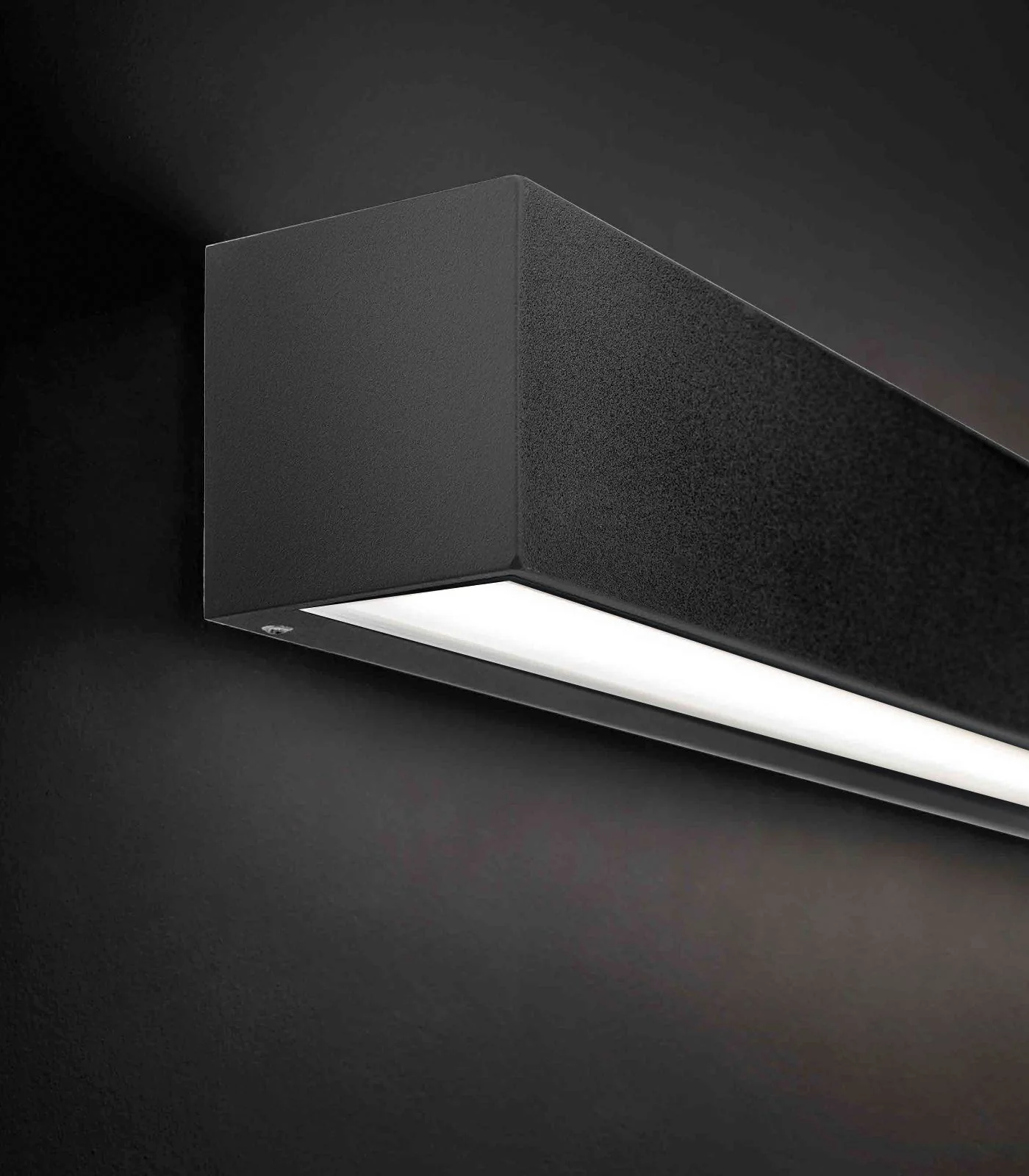 Slat Wall Light - Image 7