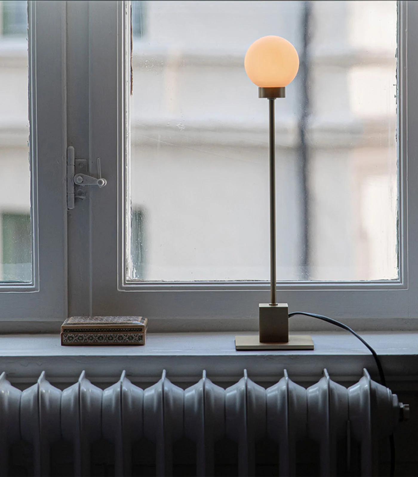 Snowball Table Lamp - Image 3