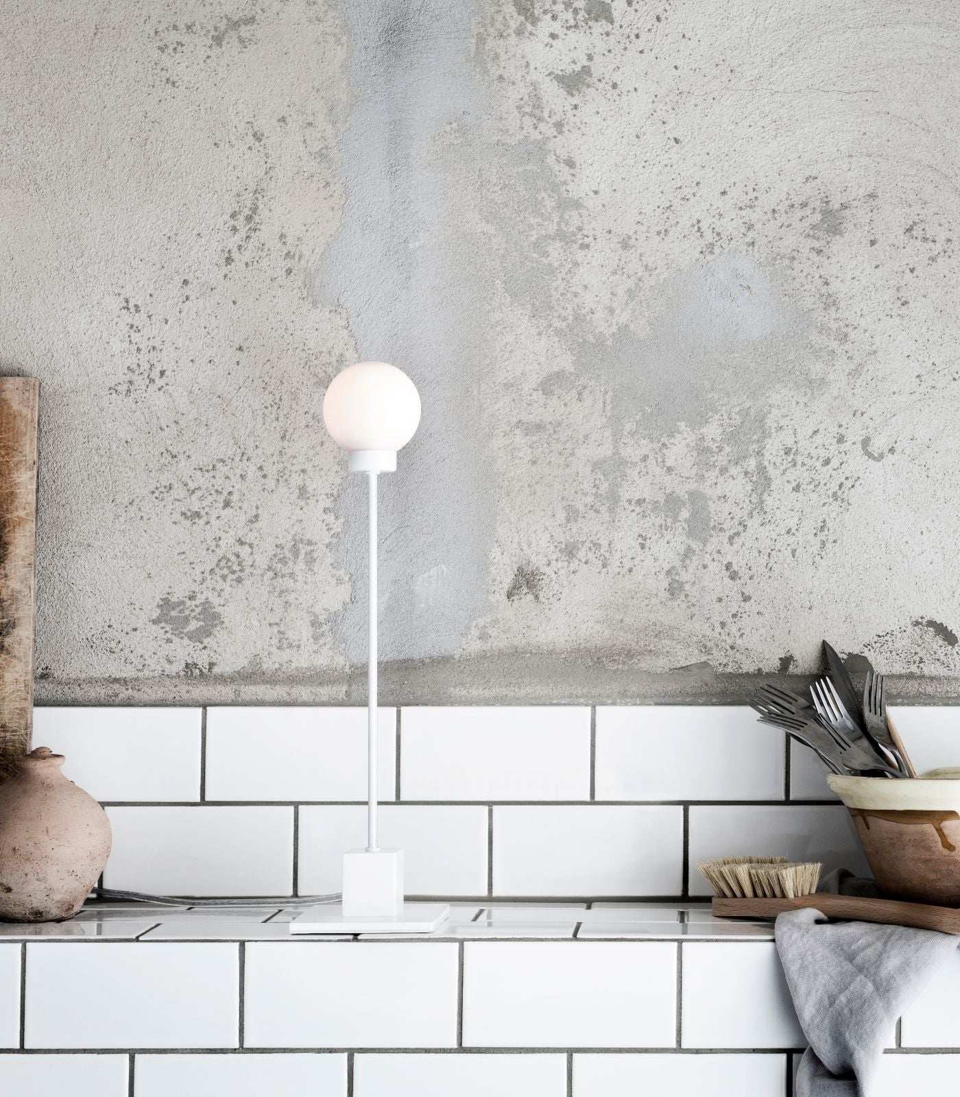 Snowball Table Lamp - Image 5