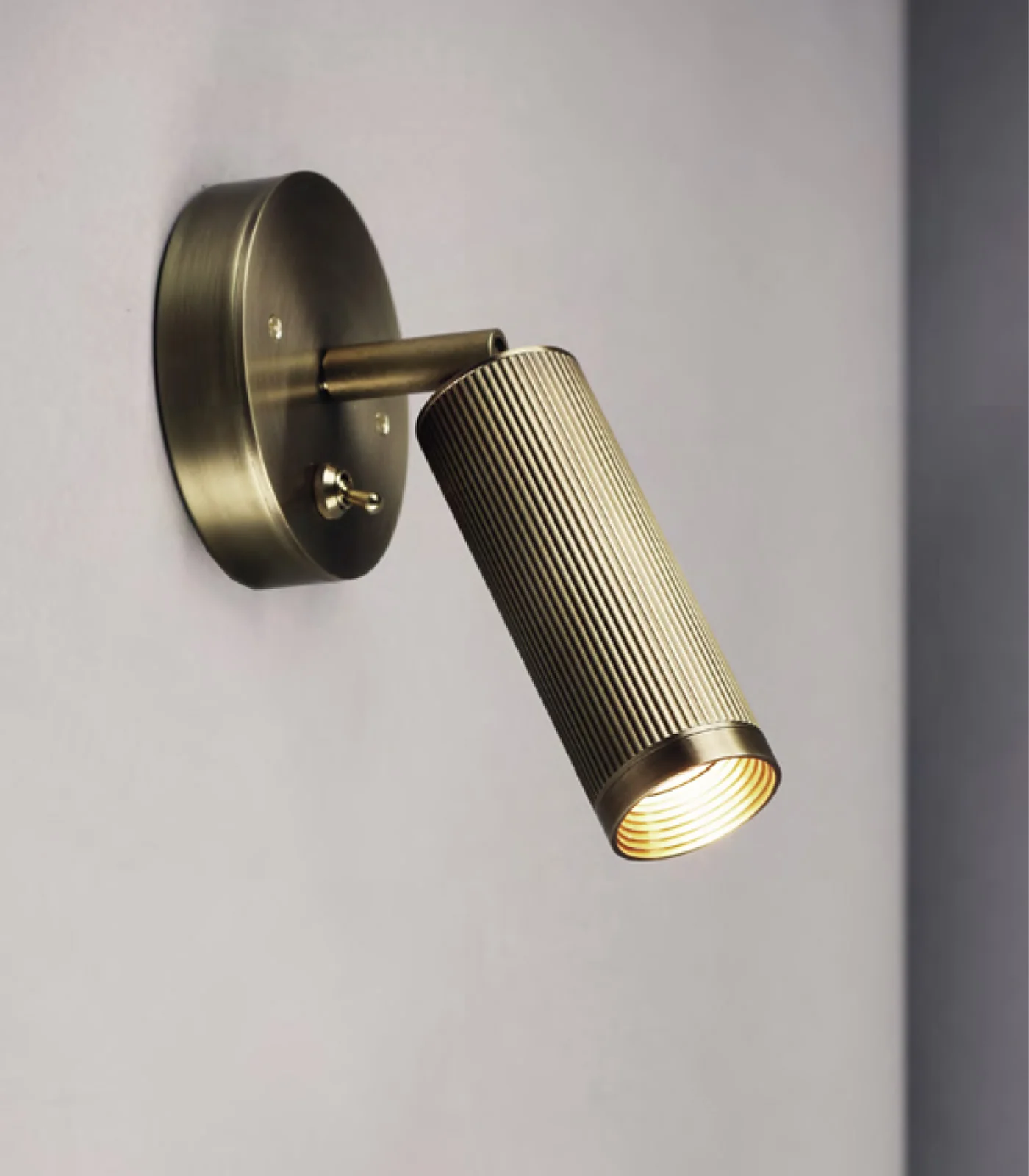 Spot Wall Light - Image 4