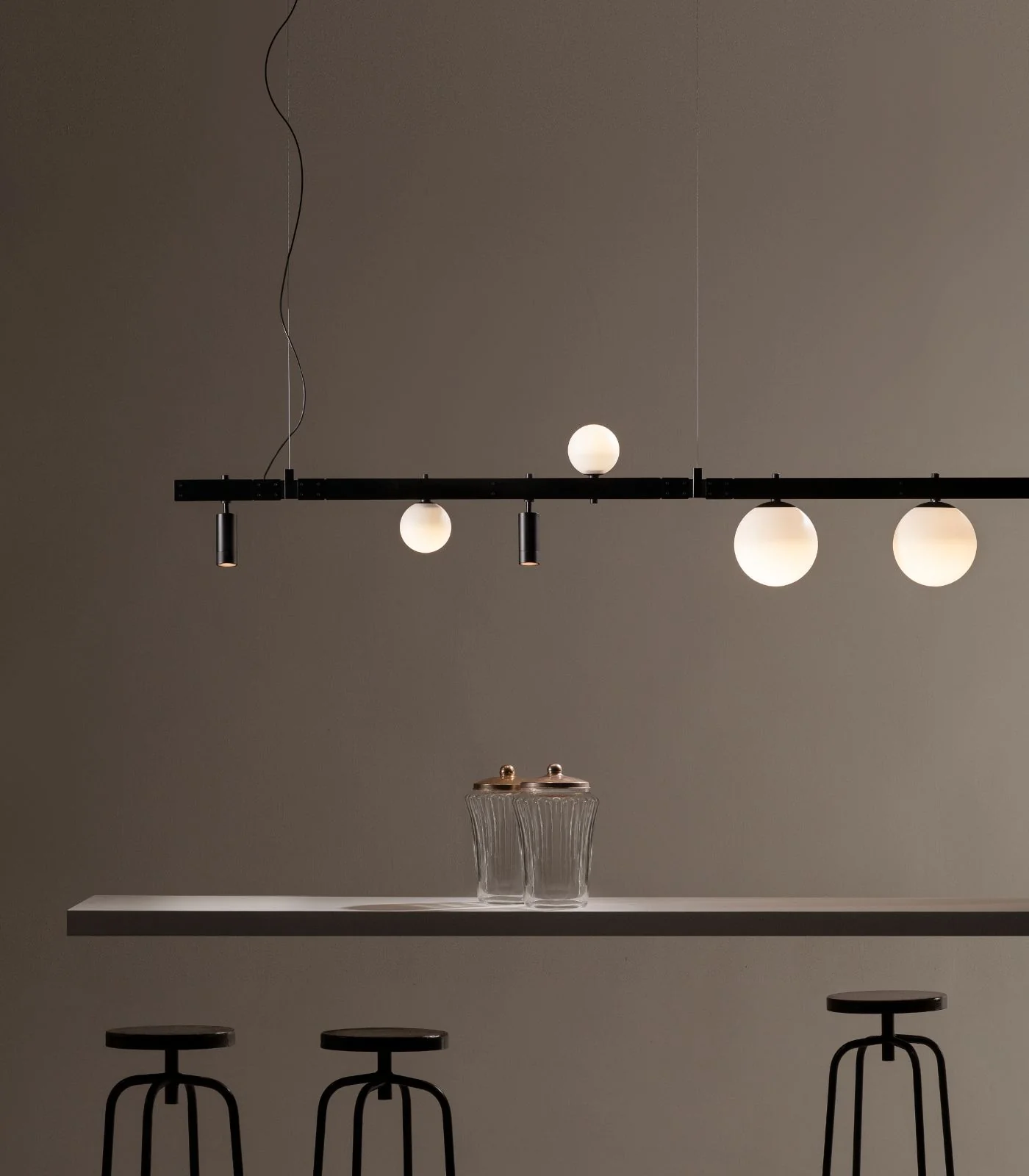 Stant Linear Pendant Light - Image 3