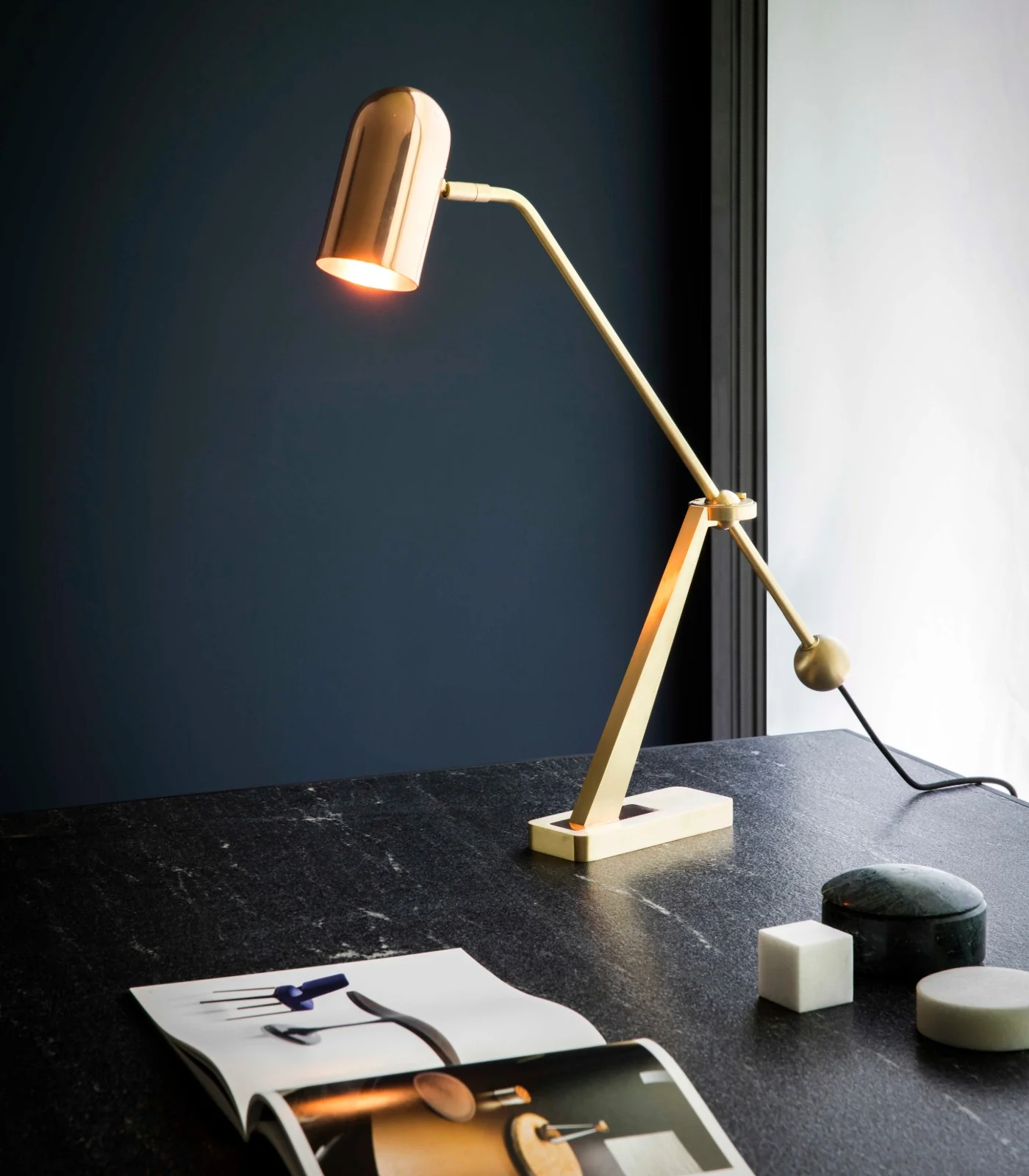 Stasis Table Lamp - Image 3