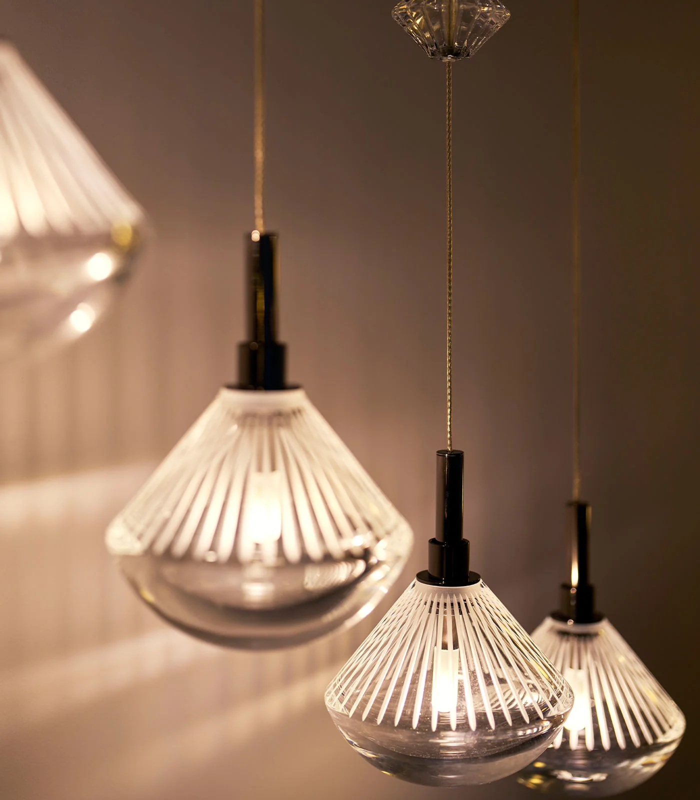 Stellar Dust Pendant Light - Image 4
