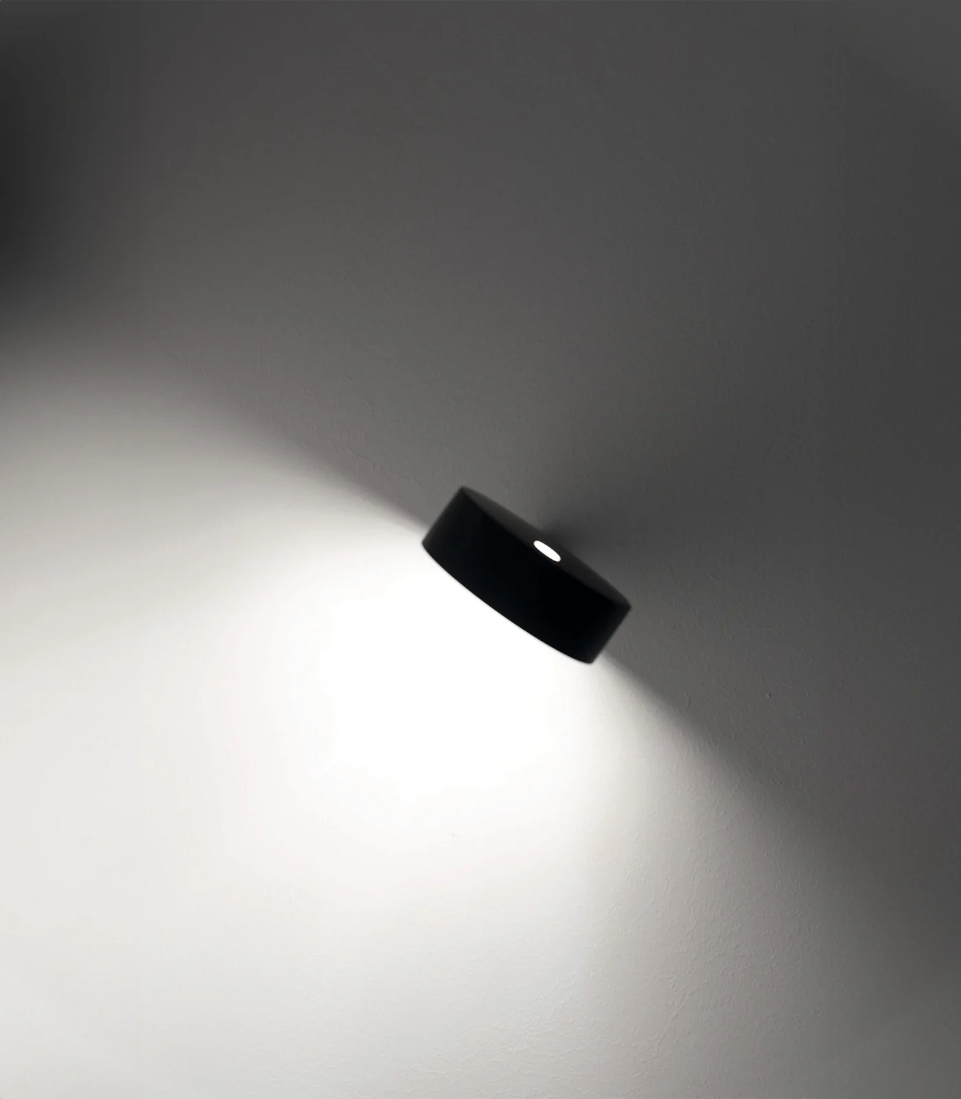 Super O Wall Light - Image 6