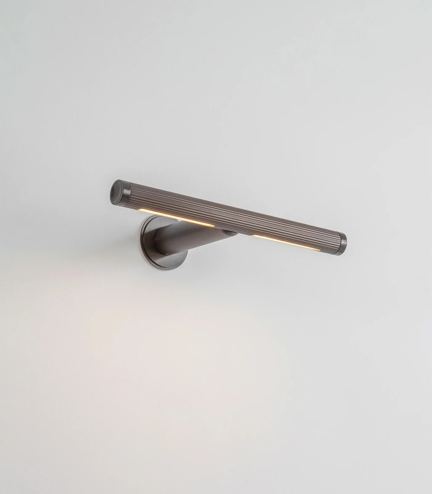 Talbot Picture Wall Light - Image 10