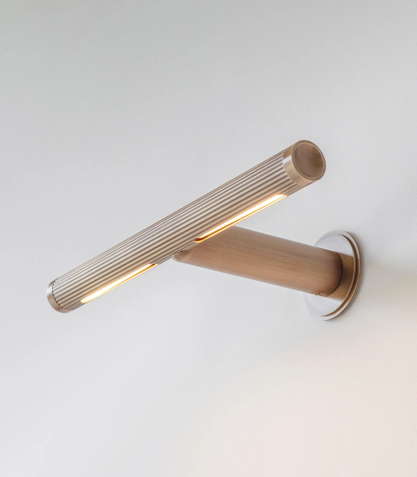 Talbot Picture Wall Light - Image 5