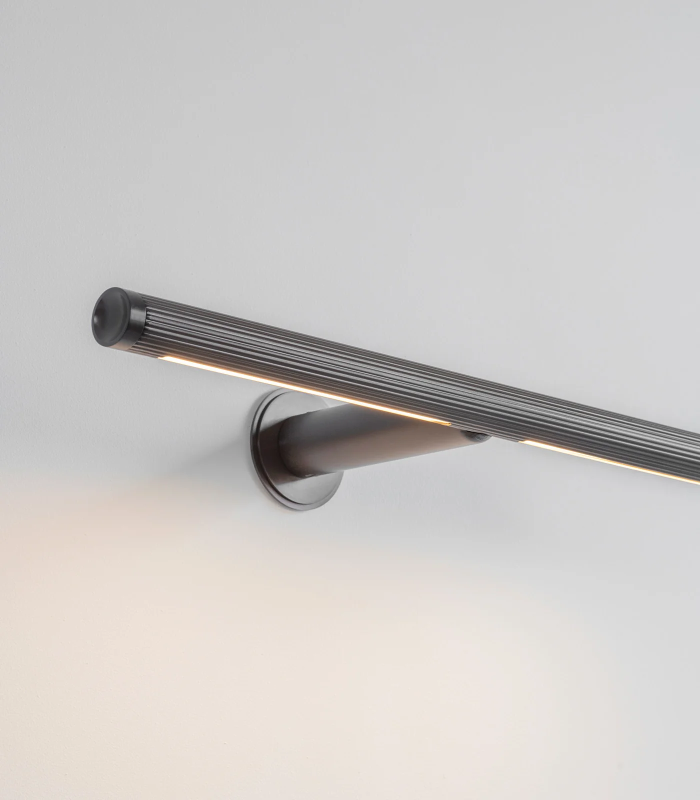 Talbot Picture Wall Light - Image 7